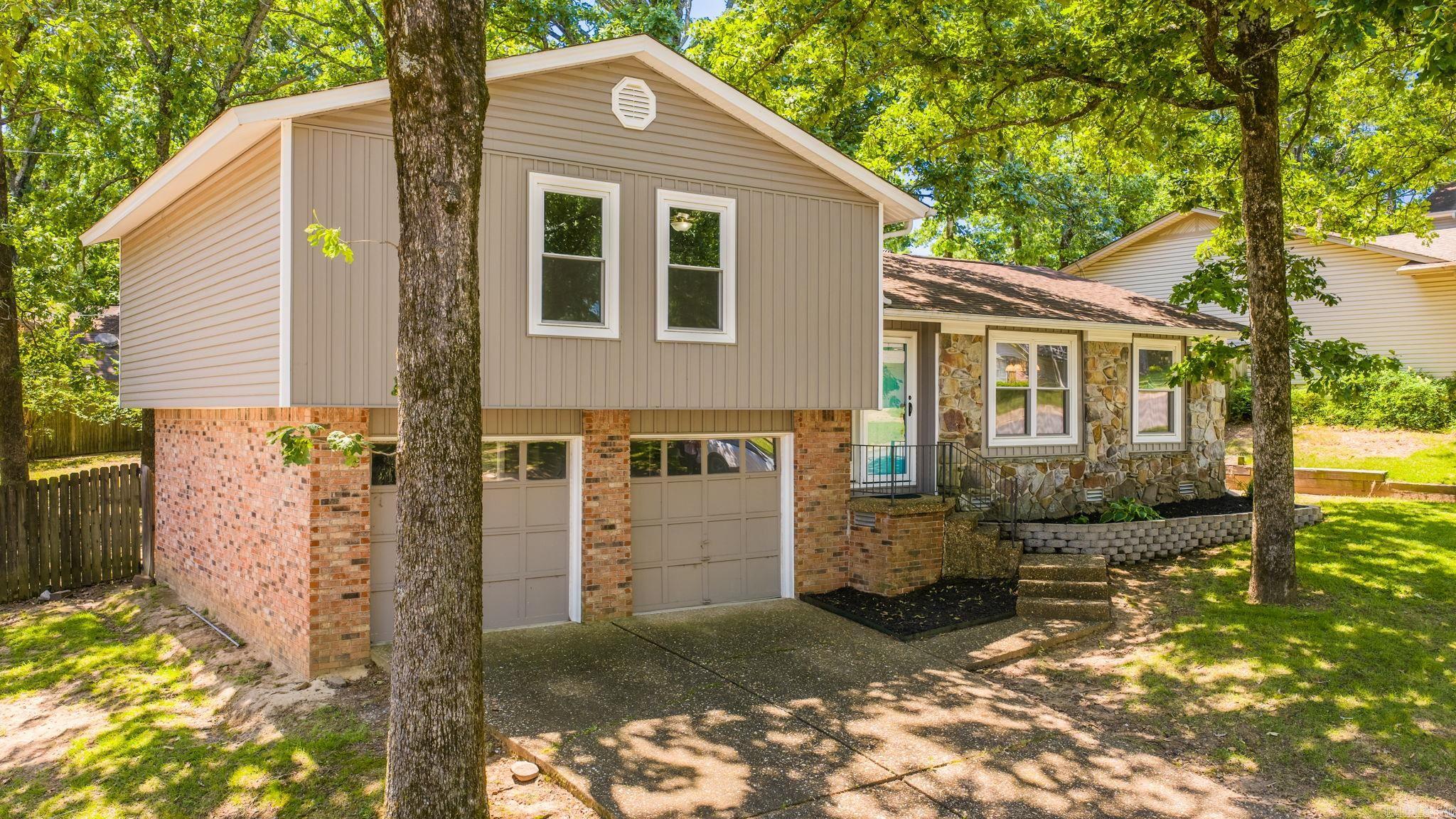1724 Okmulgee  North Little Rock, AR