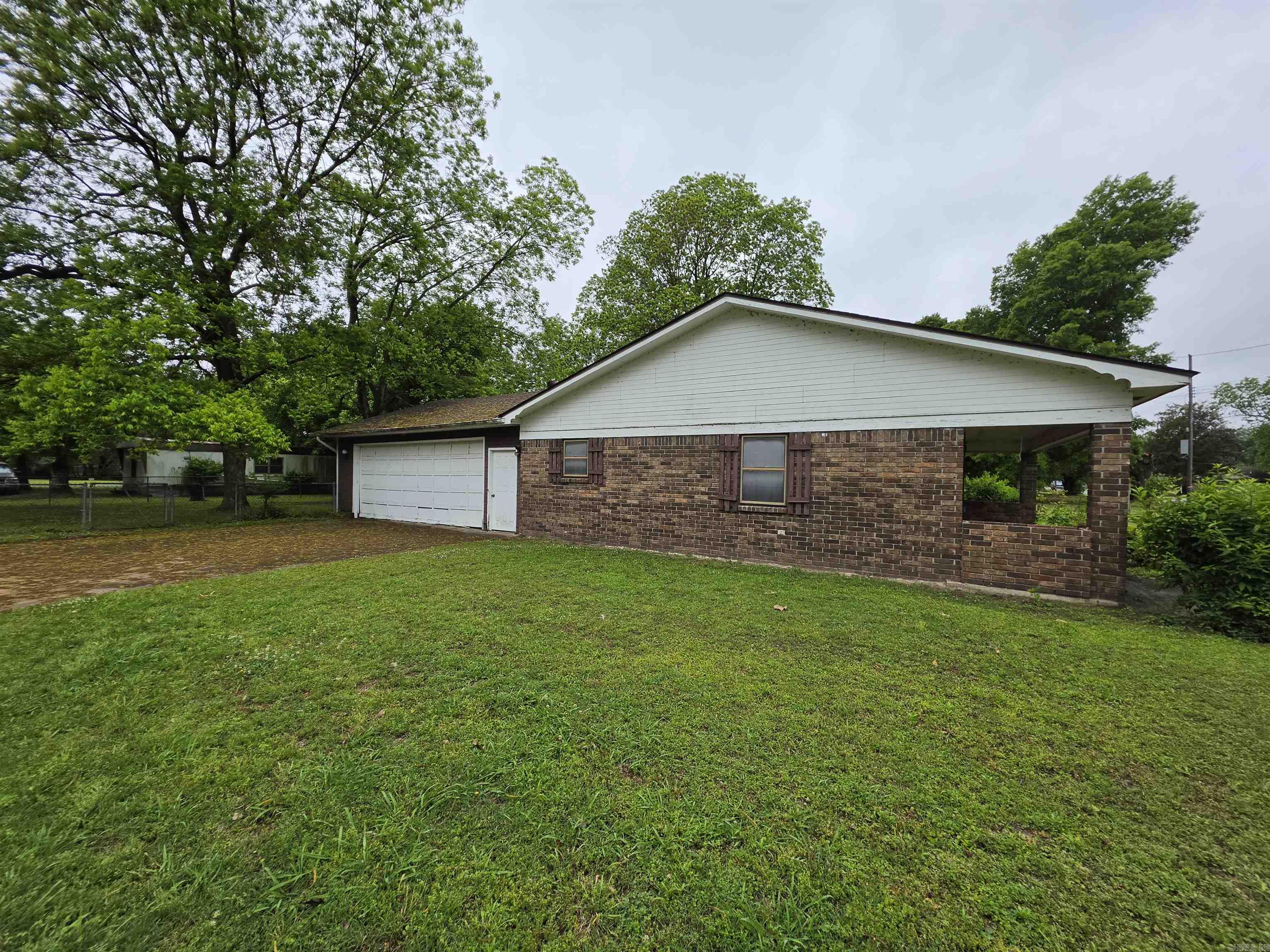 911 Harvey Street  Swifton, AR