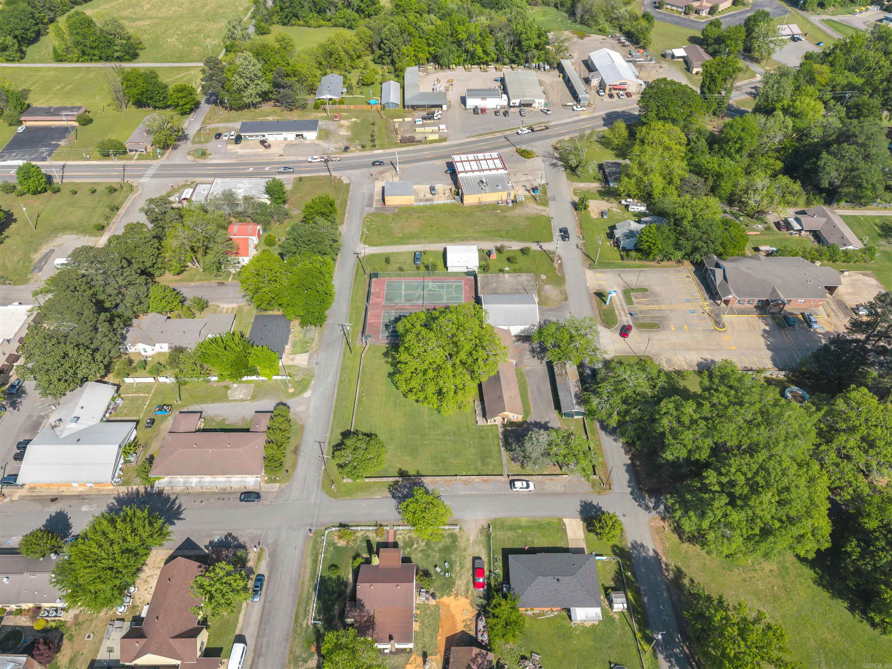 206 B  Perryville, AR