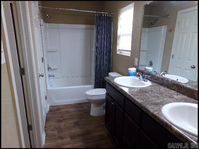 2104 Fern Valley  Alexander, AR