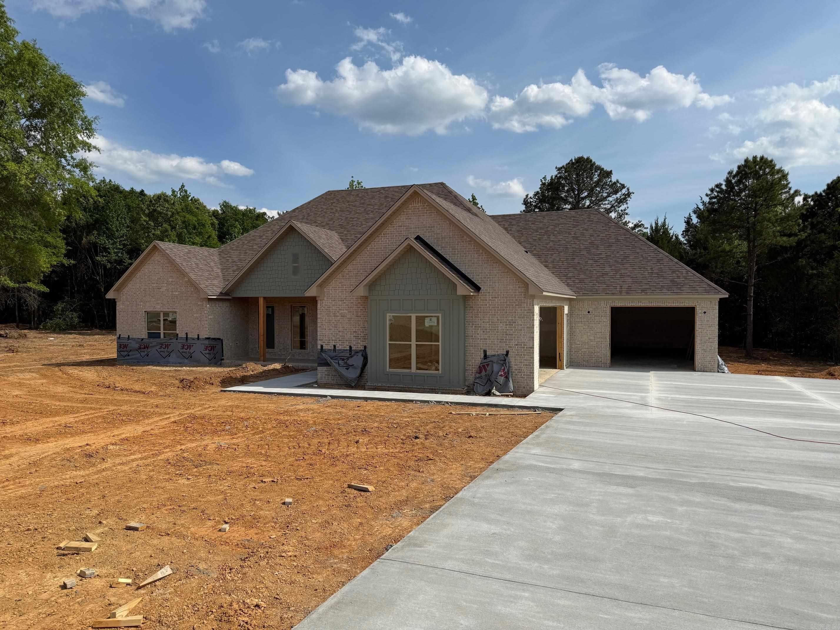 56 Ules Watson Drive  Greenbrier, AR