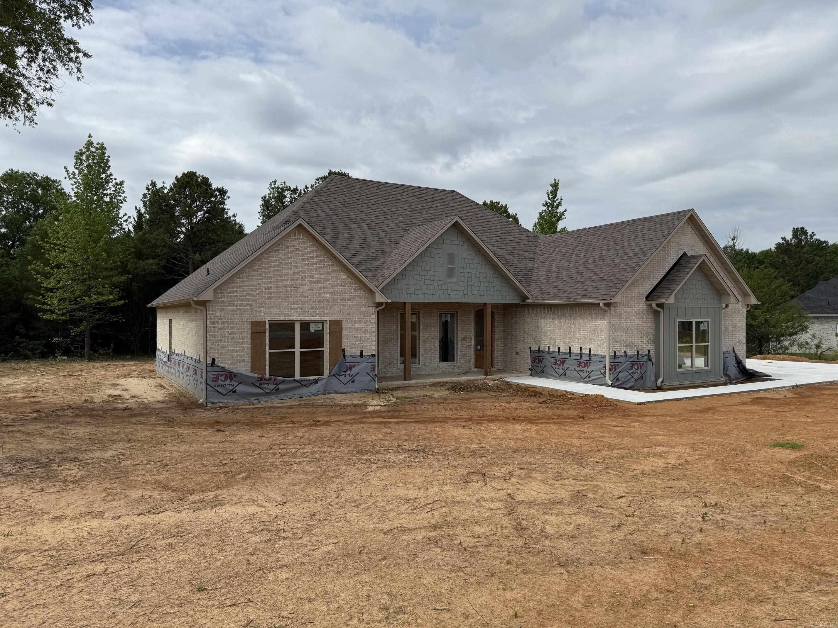 56 Ules Watson Drive Greenbrier, AR 72058