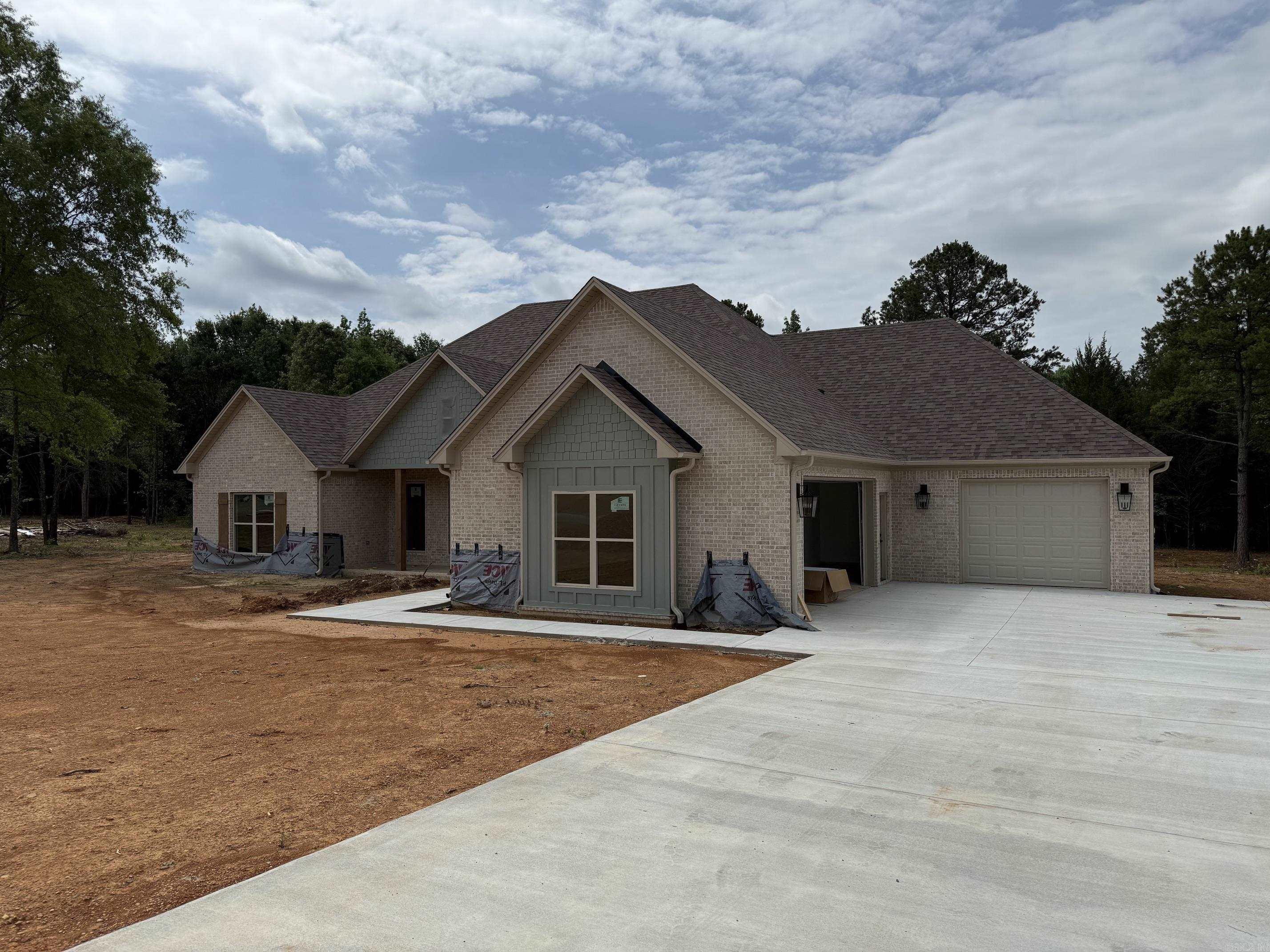 56 Ules Watson Drive Greenbrier, AR 72058