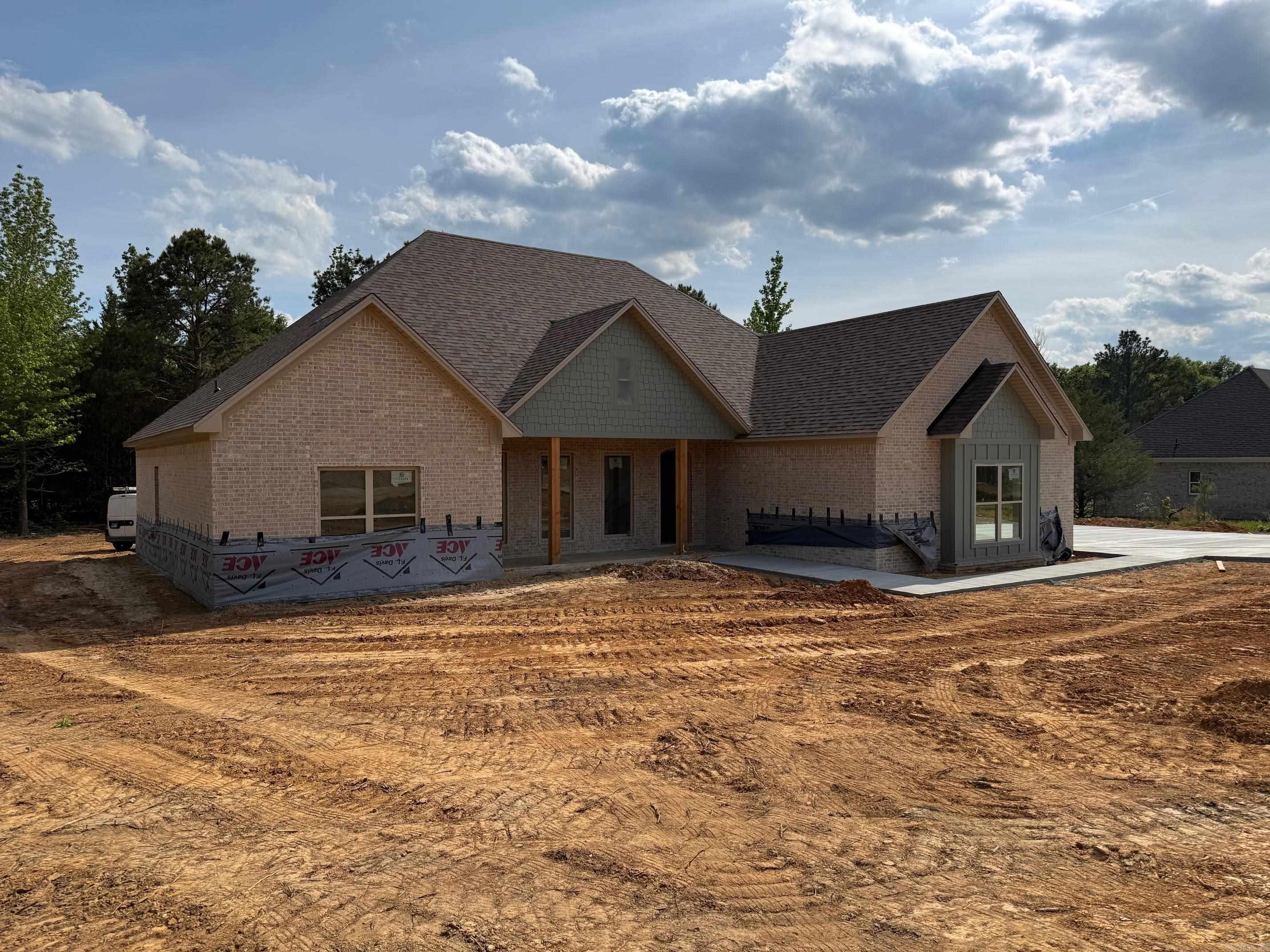 56 Ules Watson Drive  Greenbrier, AR