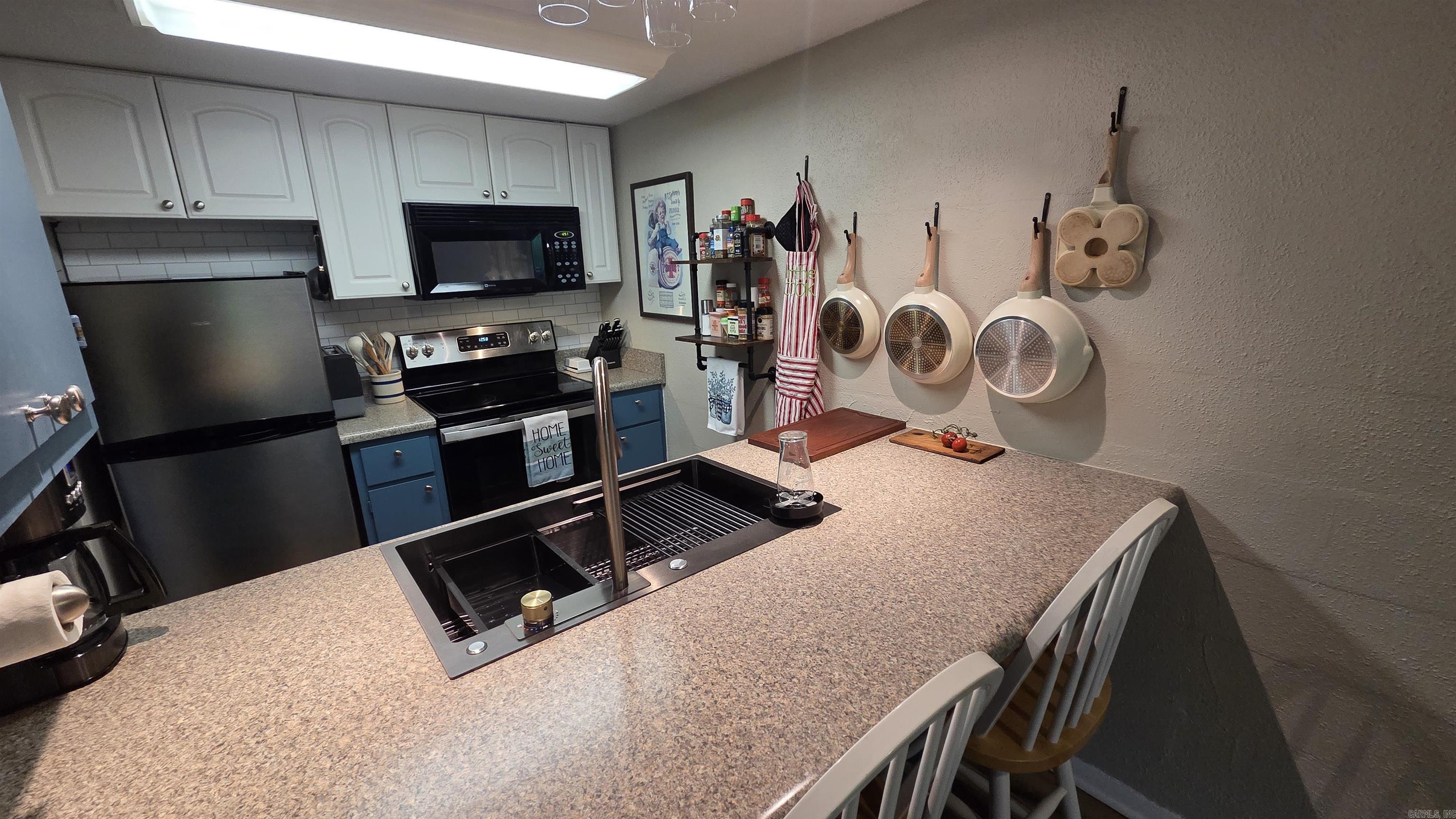 601 Dave Creek Parkway 82  Fairfield Bay, AR
