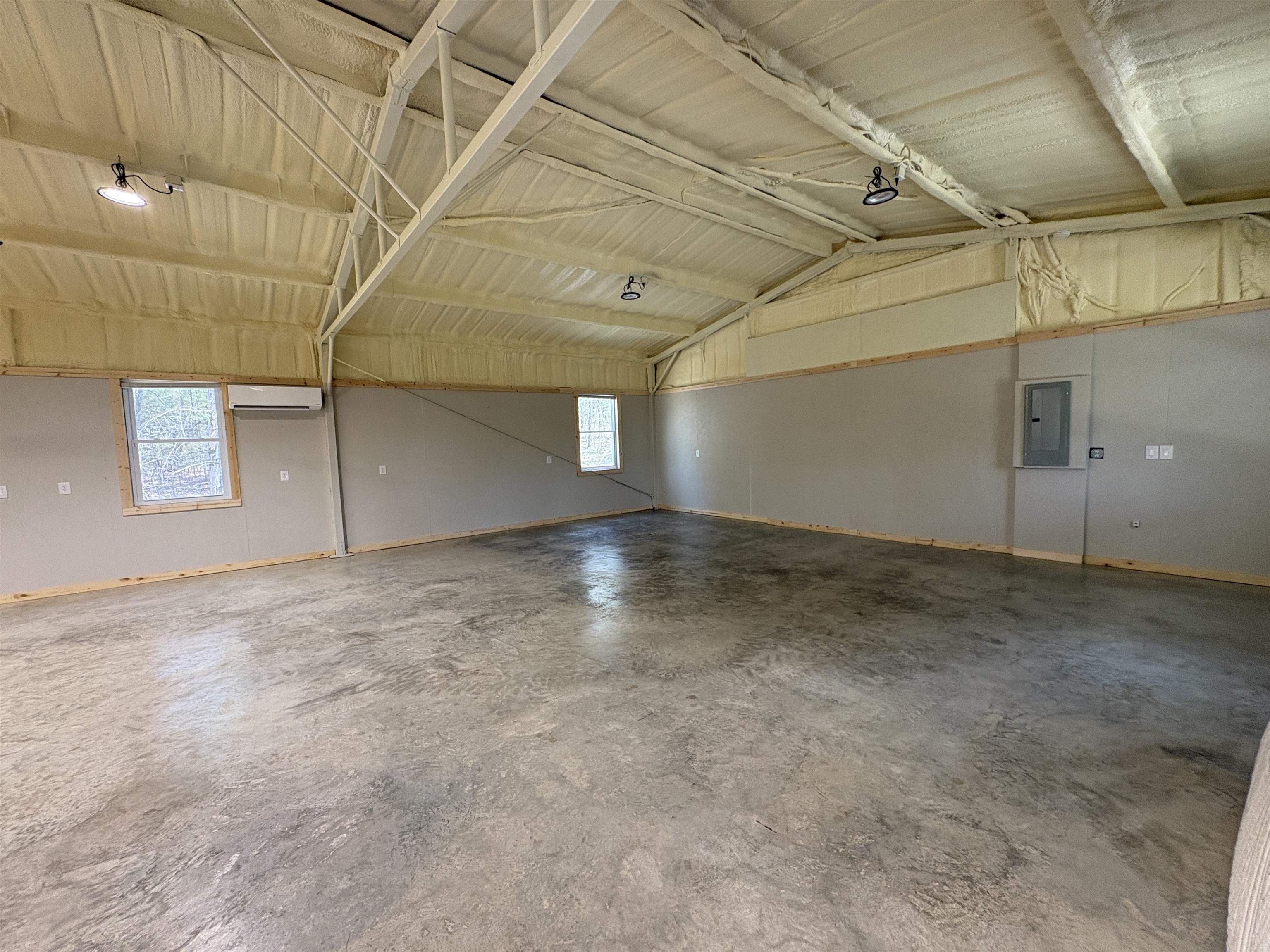 3044 Buford Cutoff + 8.75 Acres  Mountain Home, AR