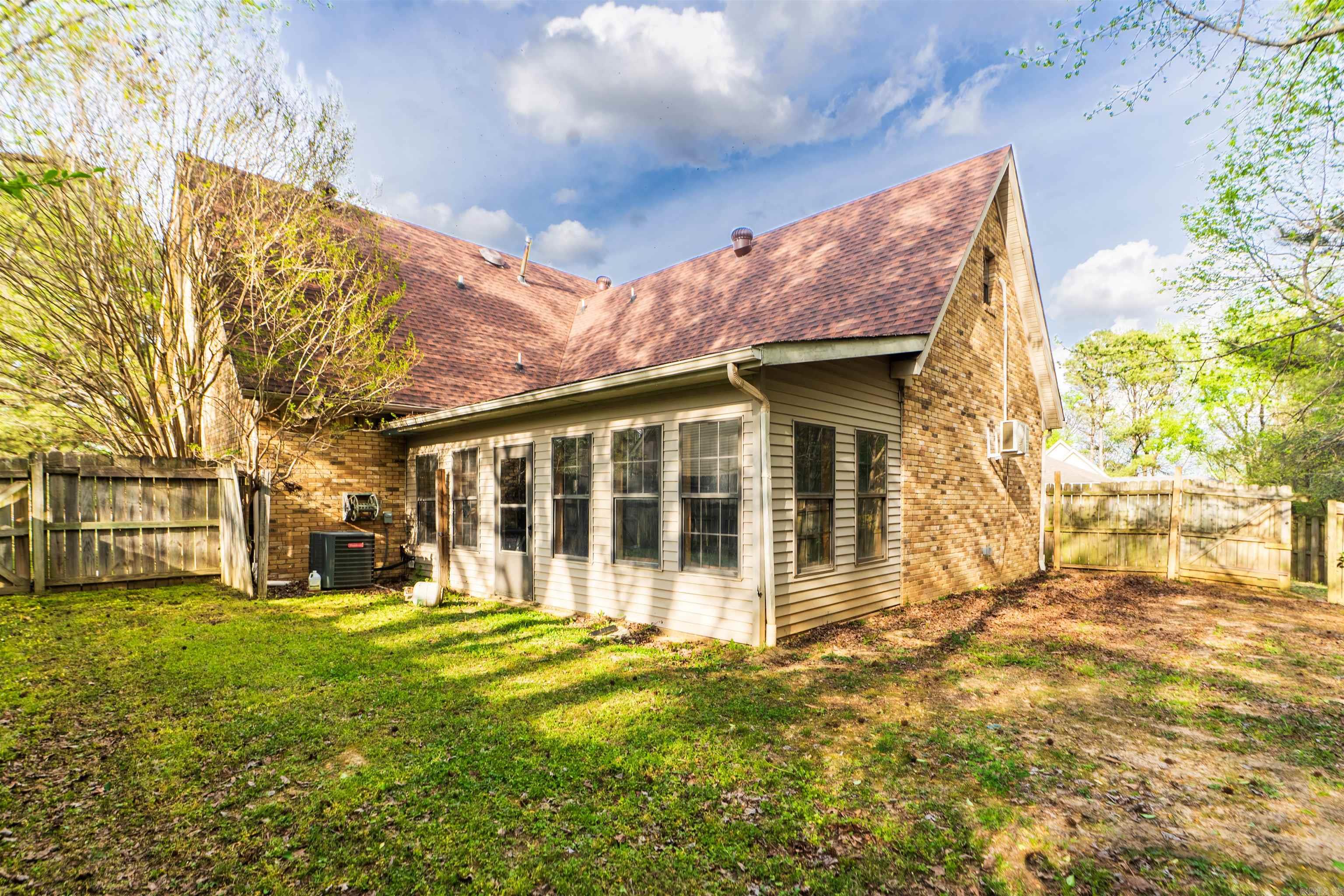 1205 Golf Course  Jonesboro, AR