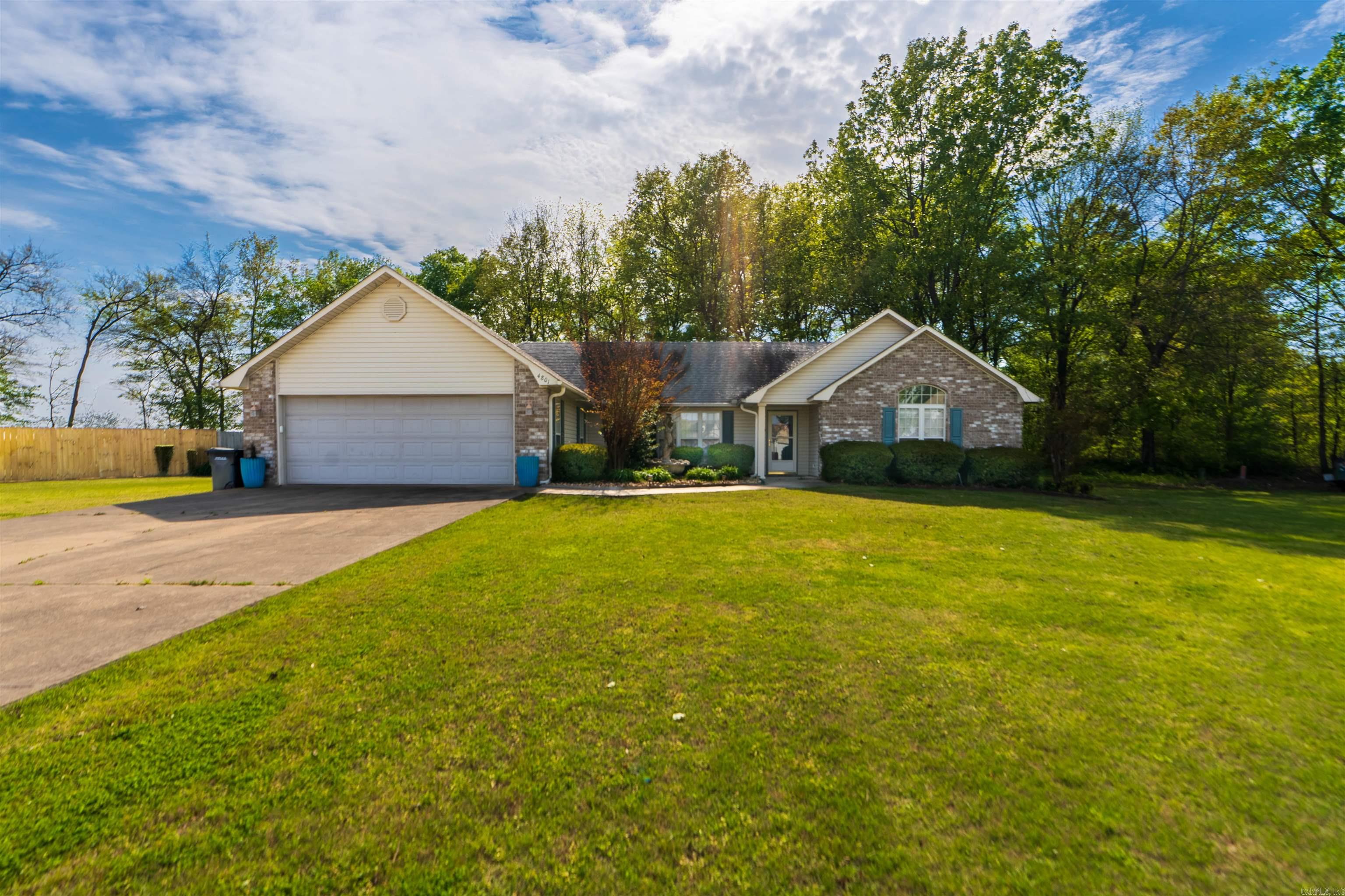 4801 Lonoke Lane  Jonesboro, AR