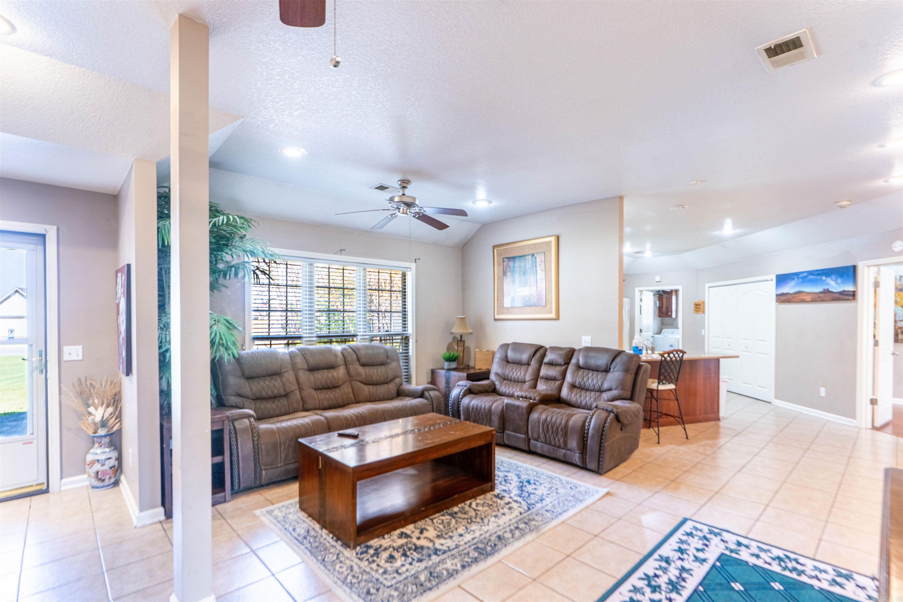 4801 Lonoke Lane  Jonesboro, AR