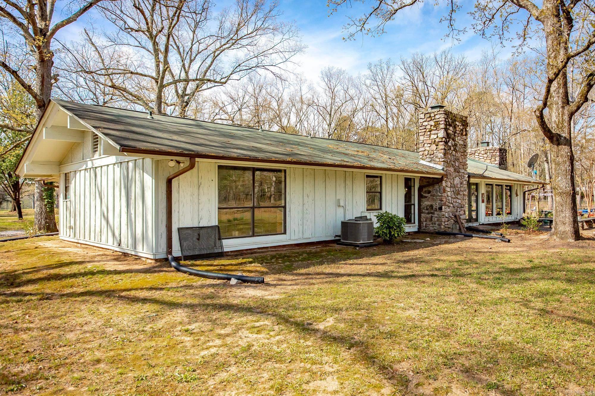 2201 River Road  Redfield, AR