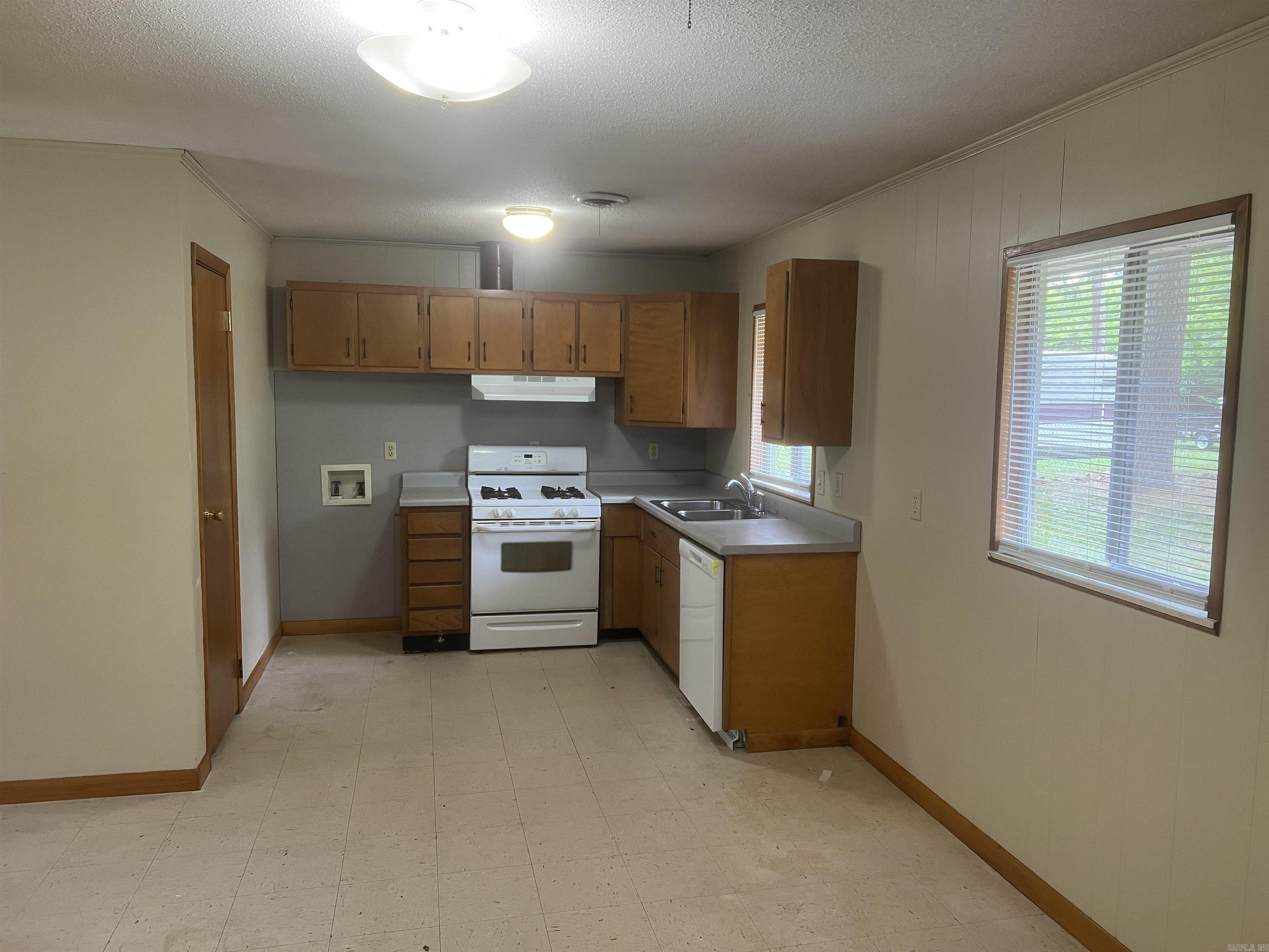2210 Broadview Ave  Conway, AR