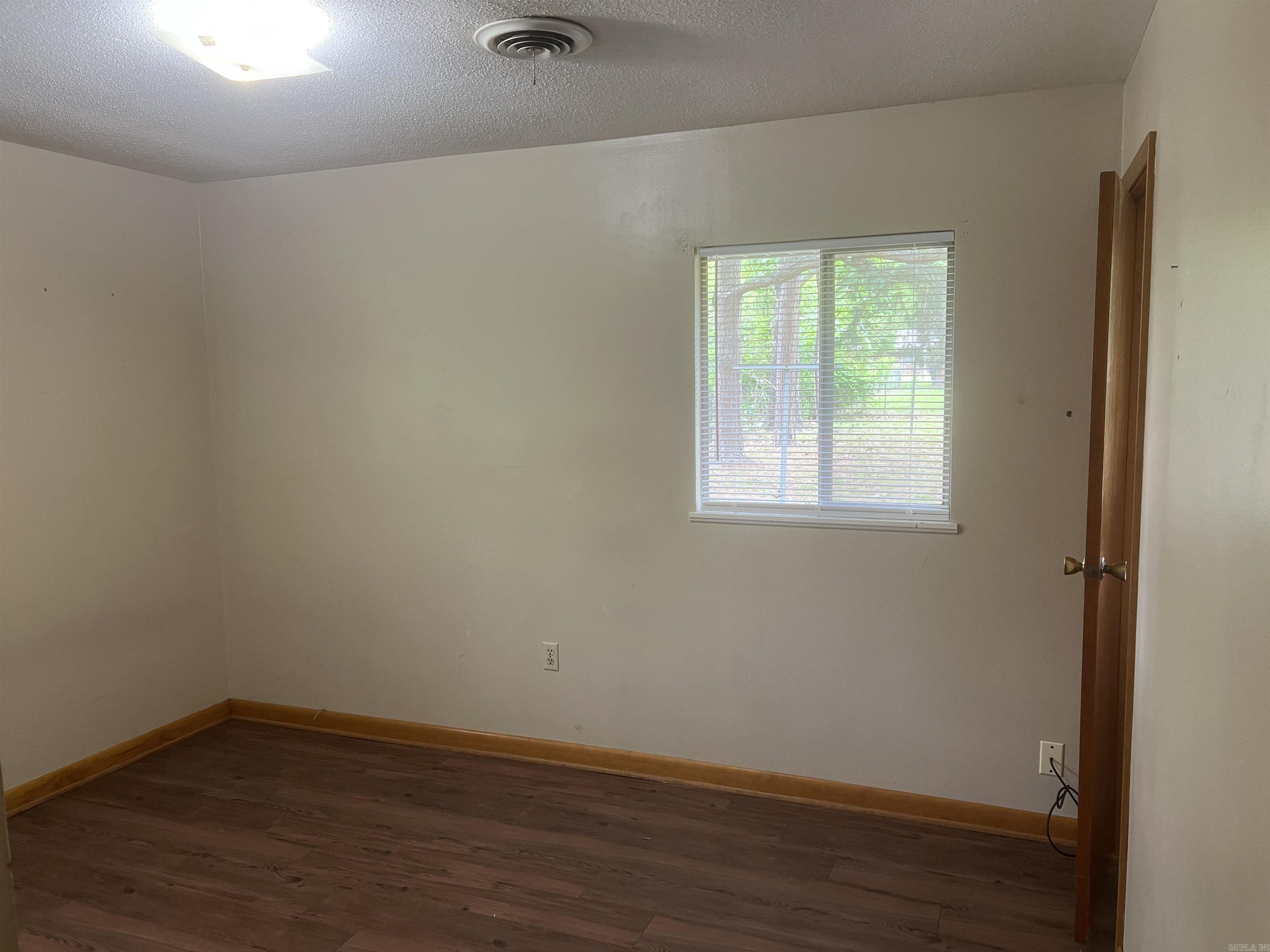 2210 Broadview Ave  Conway, AR