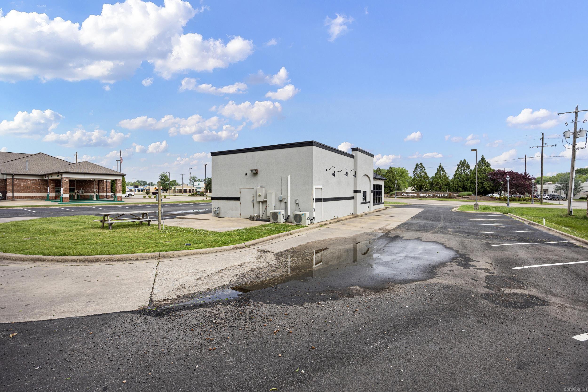 508 E 8th  Danville, AR