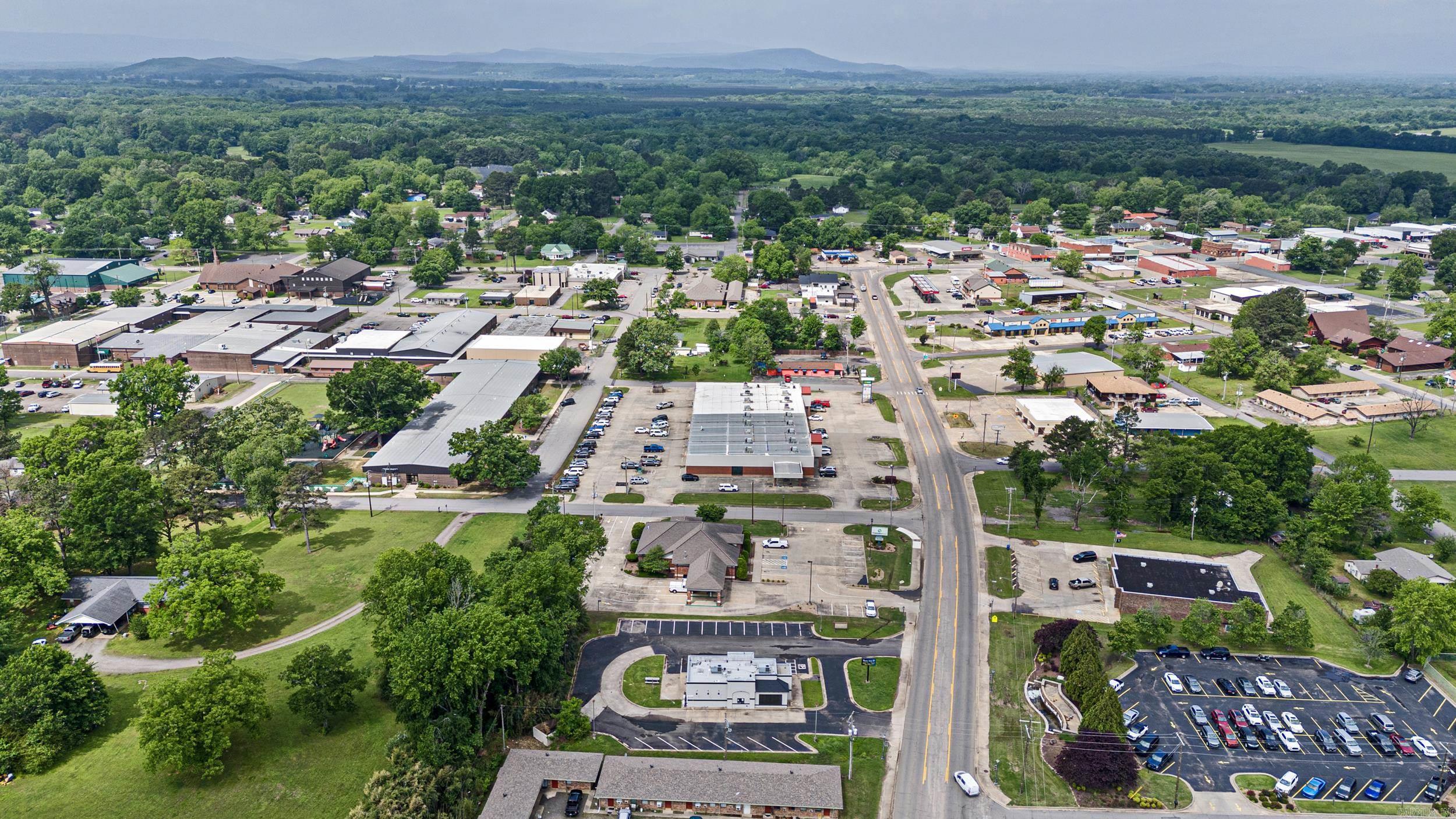 508 E 8th  Danville, AR