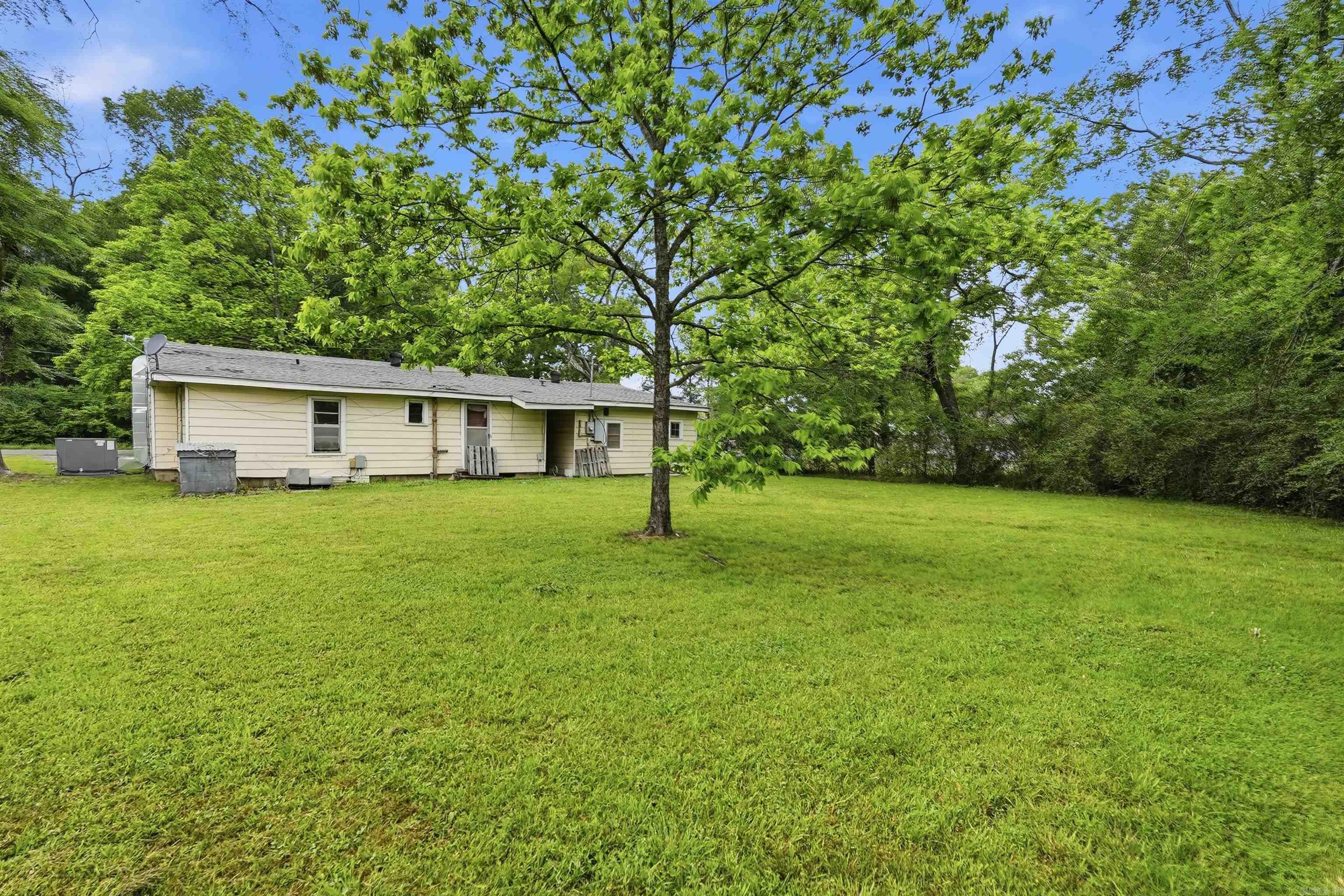 530 FIRST AVE  Conway, AR