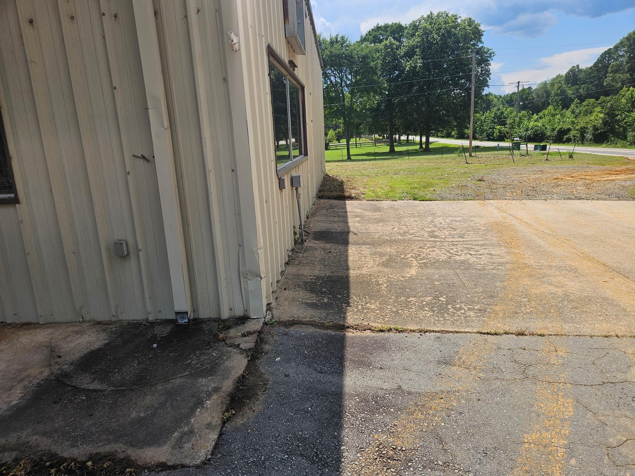 18600 Beaver Creek  Roland, AR