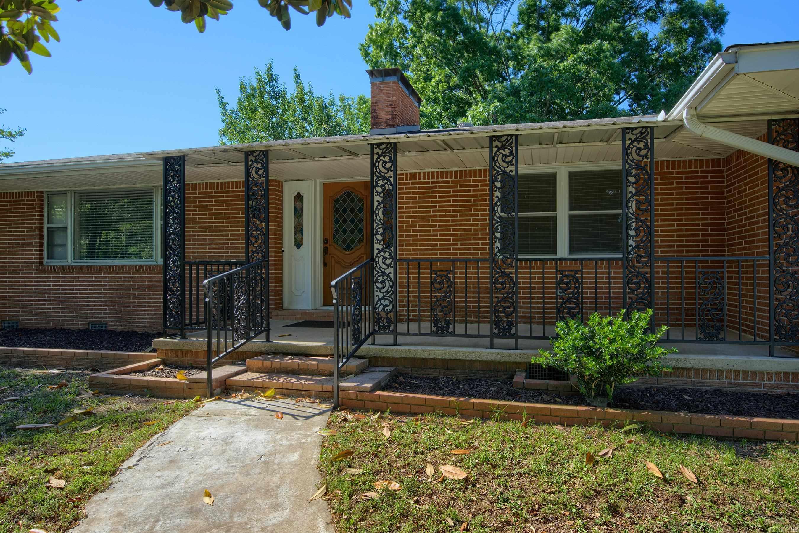 208 Indian Hills  Hot Springs, AR