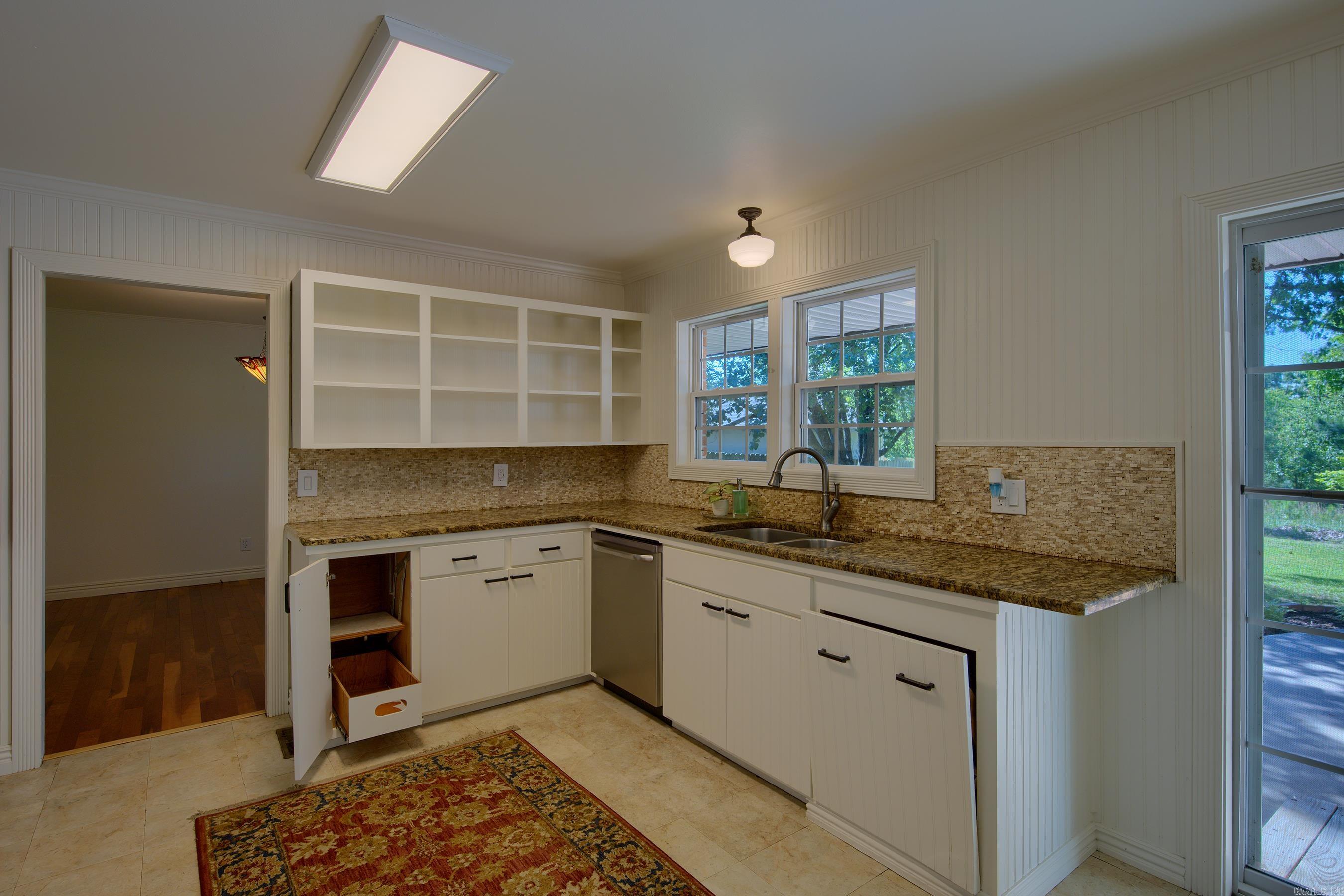 208 Indian Hills  Hot Springs, AR