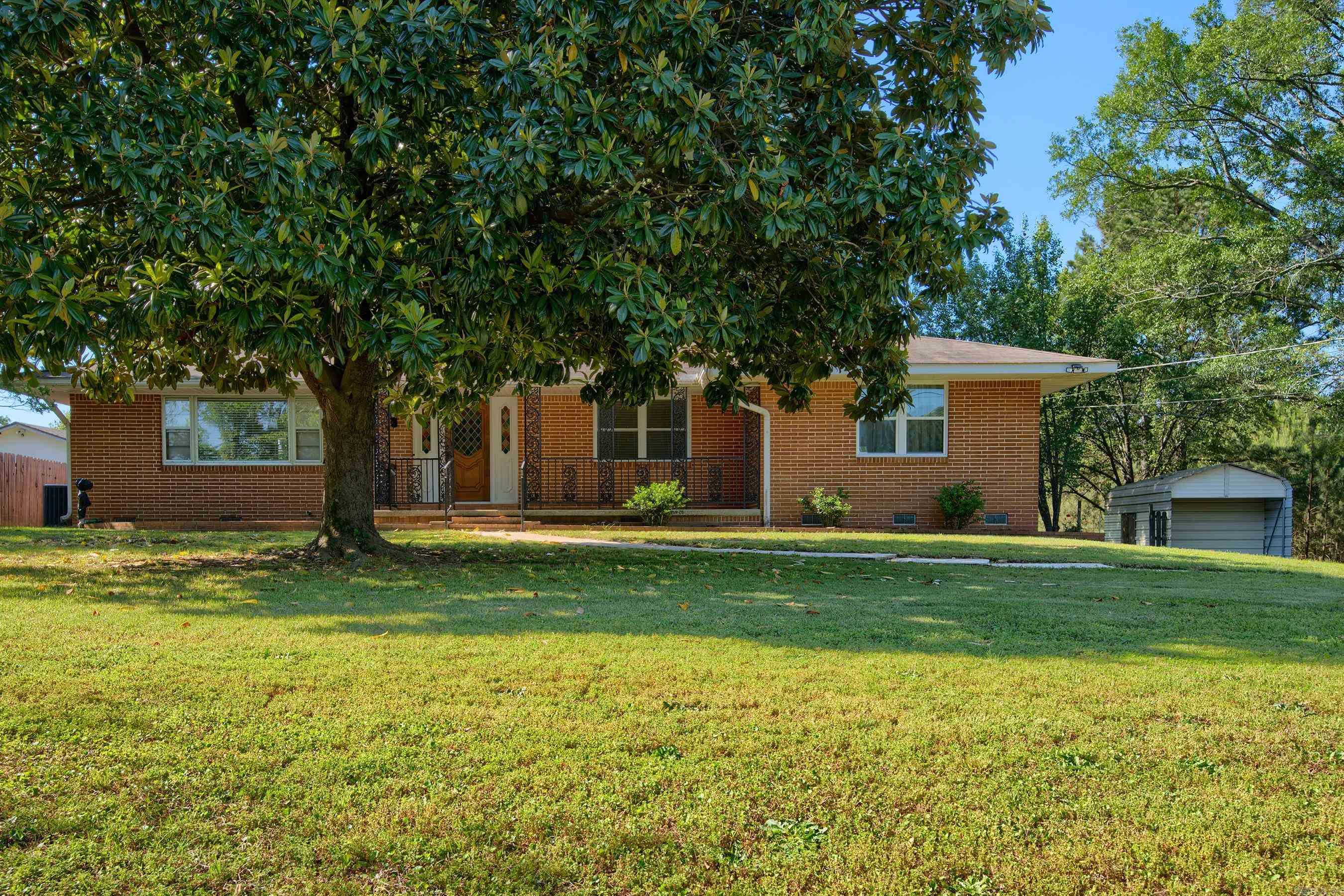 208 Indian Hills  Hot Springs, AR