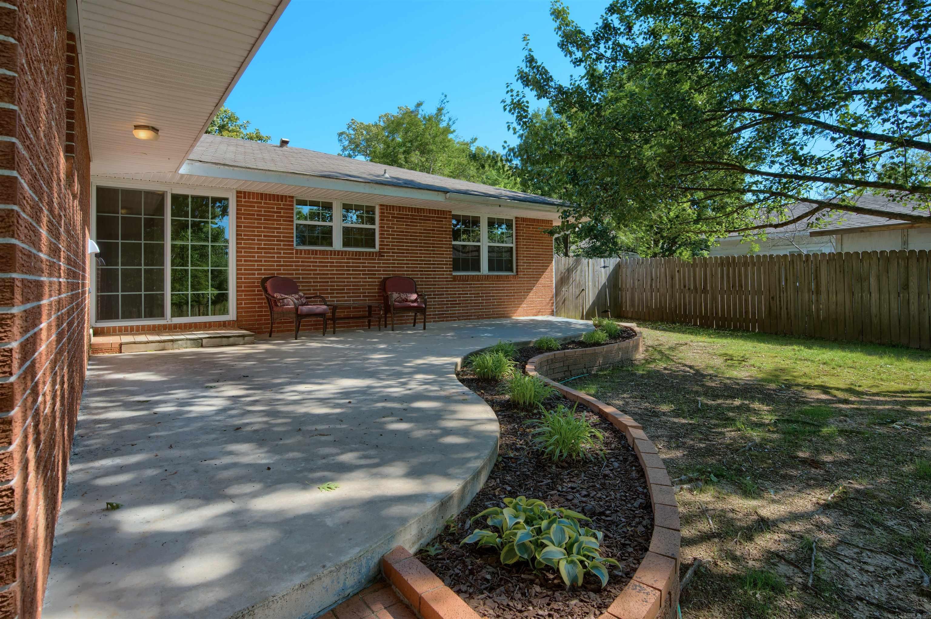 208 Indian Hills  Hot Springs, AR