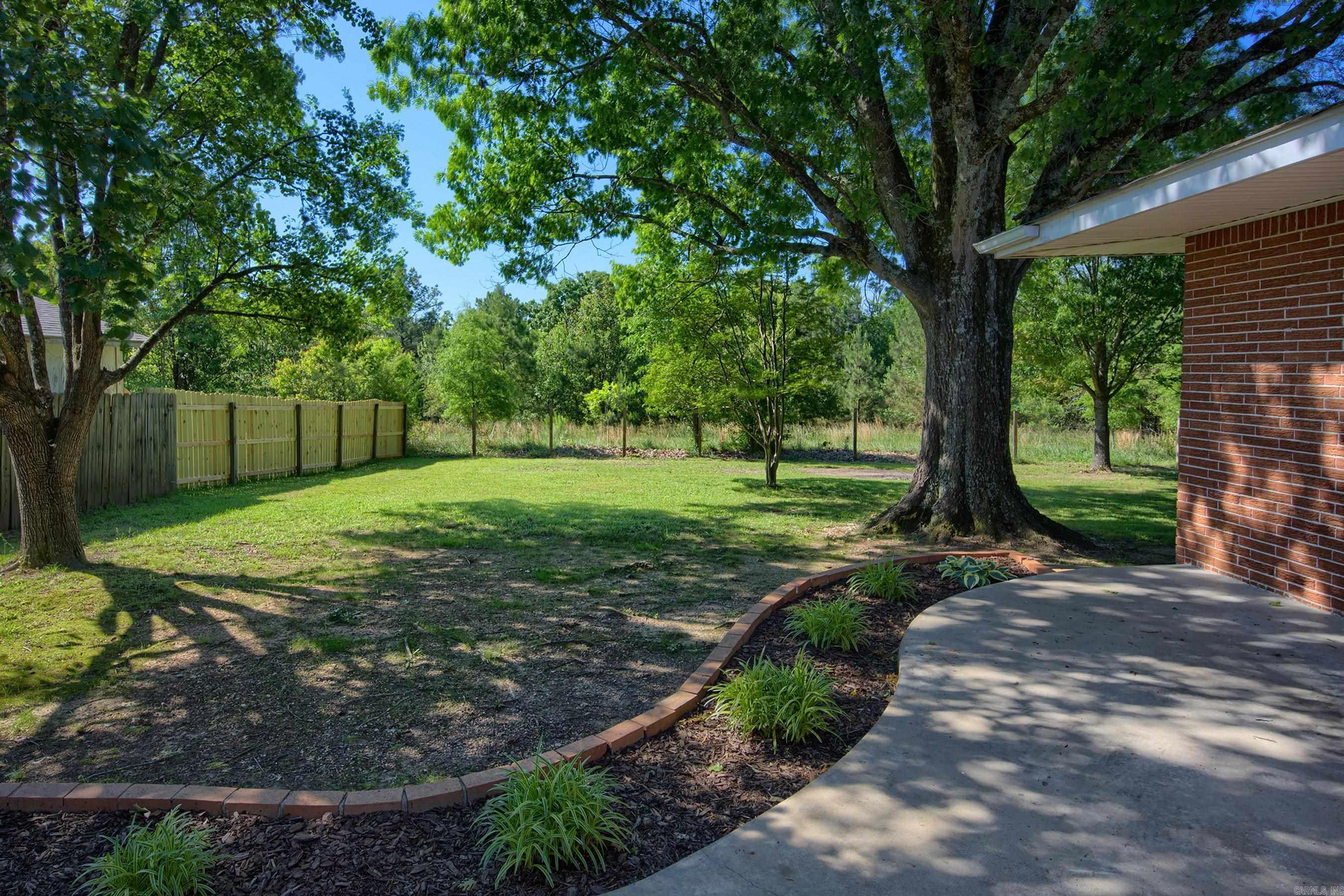 208 Indian Hills  Hot Springs, AR