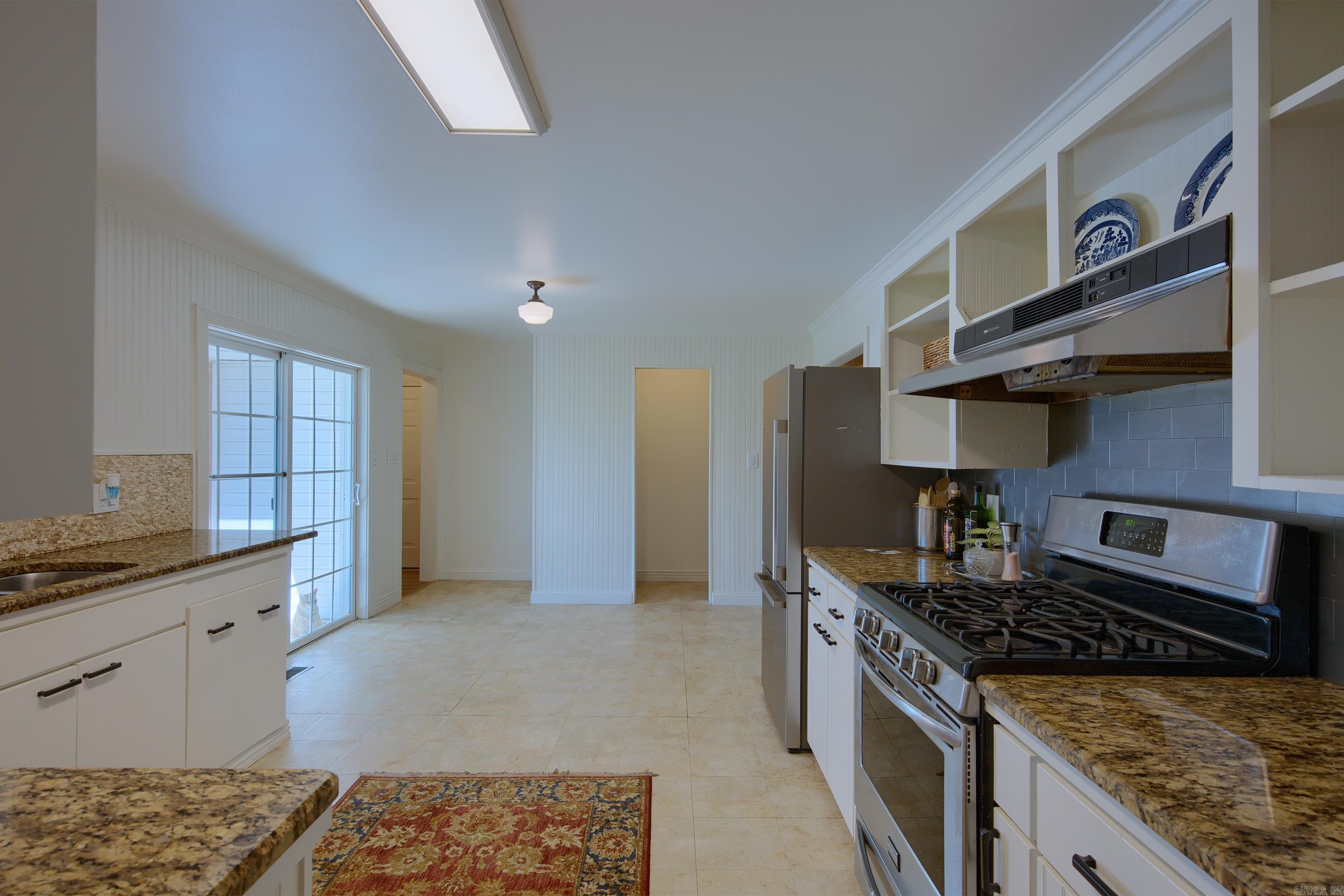 208 Indian Hills  Hot Springs, AR