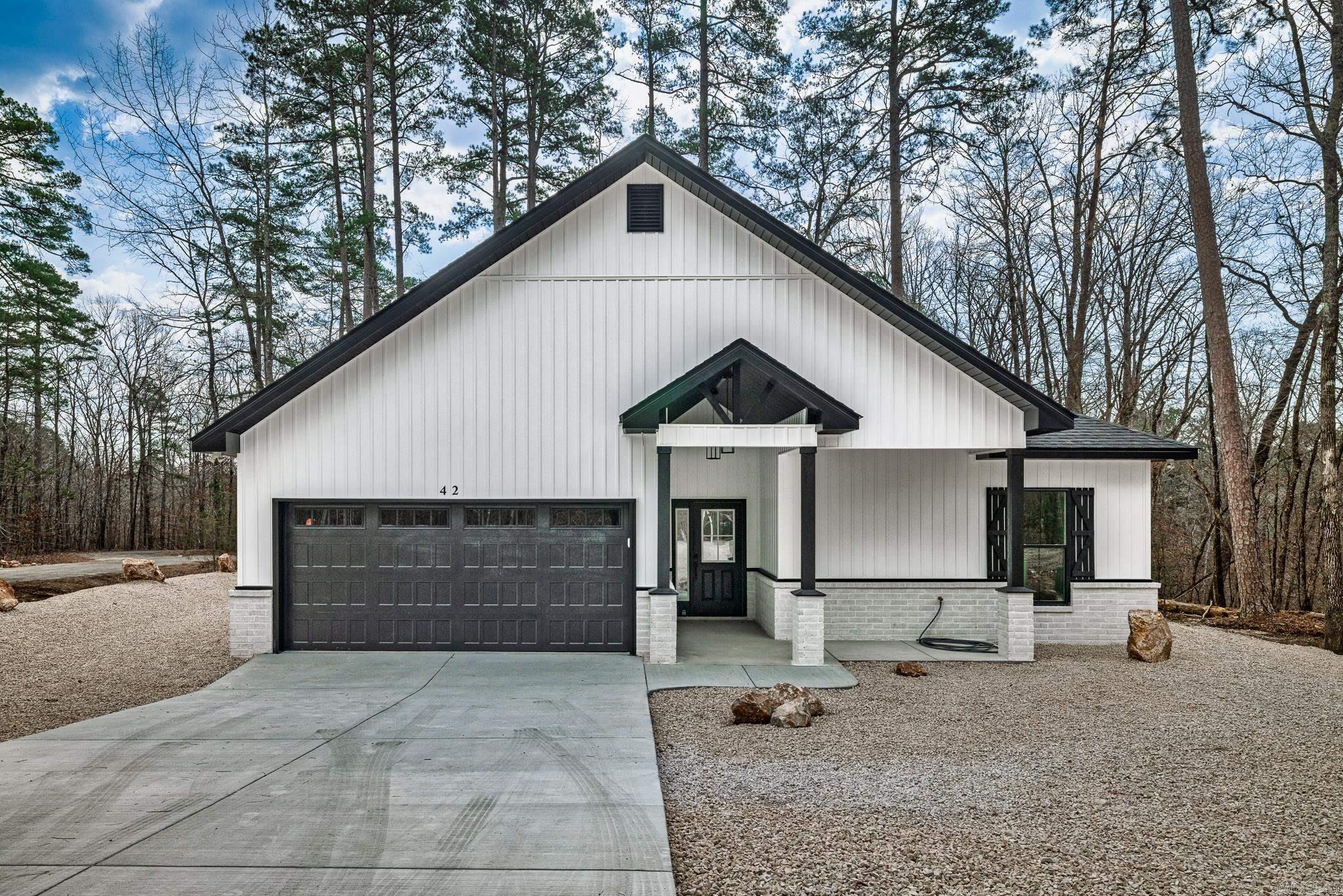 42 Tomelloso Way Hot Springs Village, AR 71909