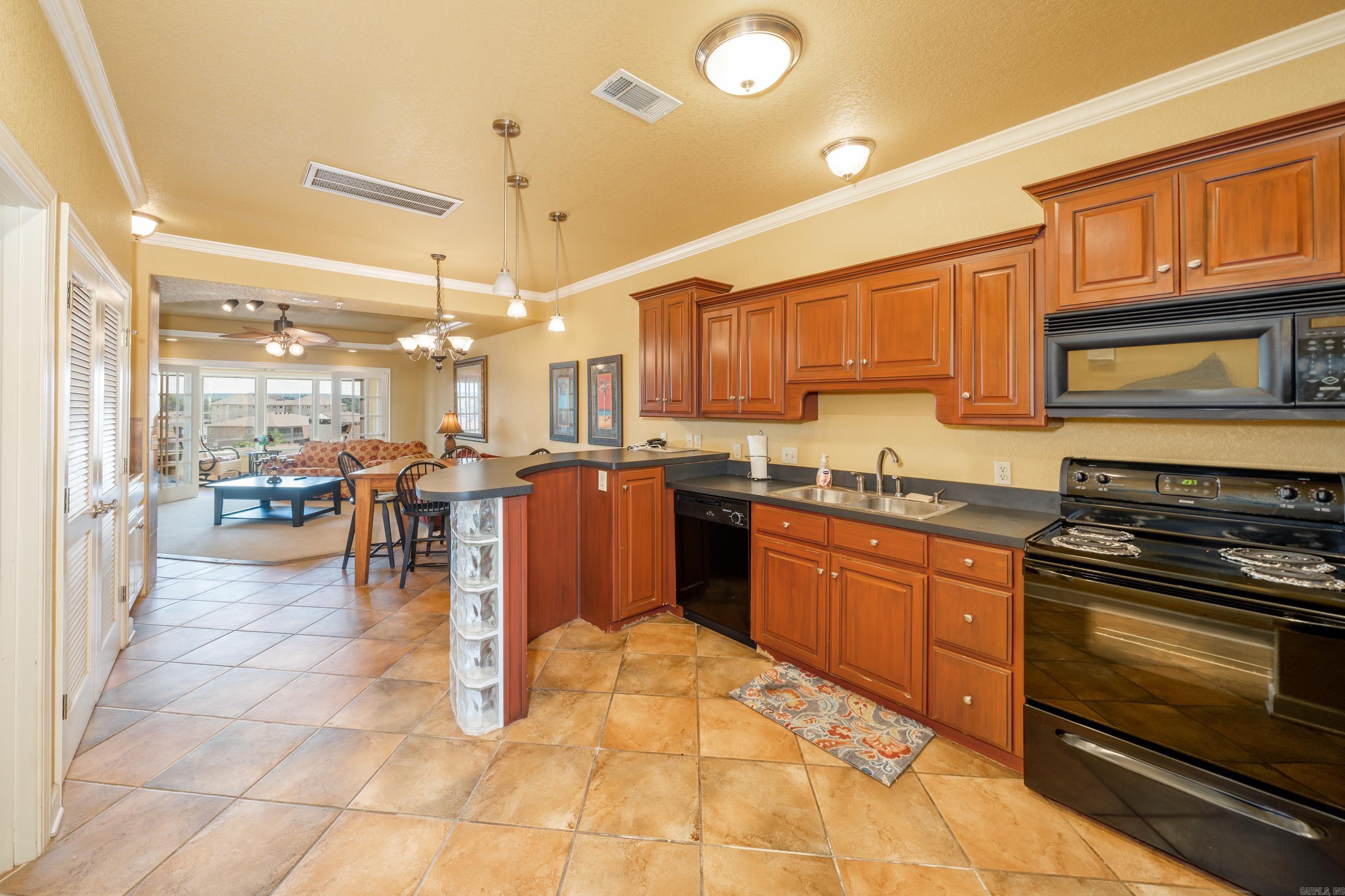 151 Peters Pt  Hot Springs, AR