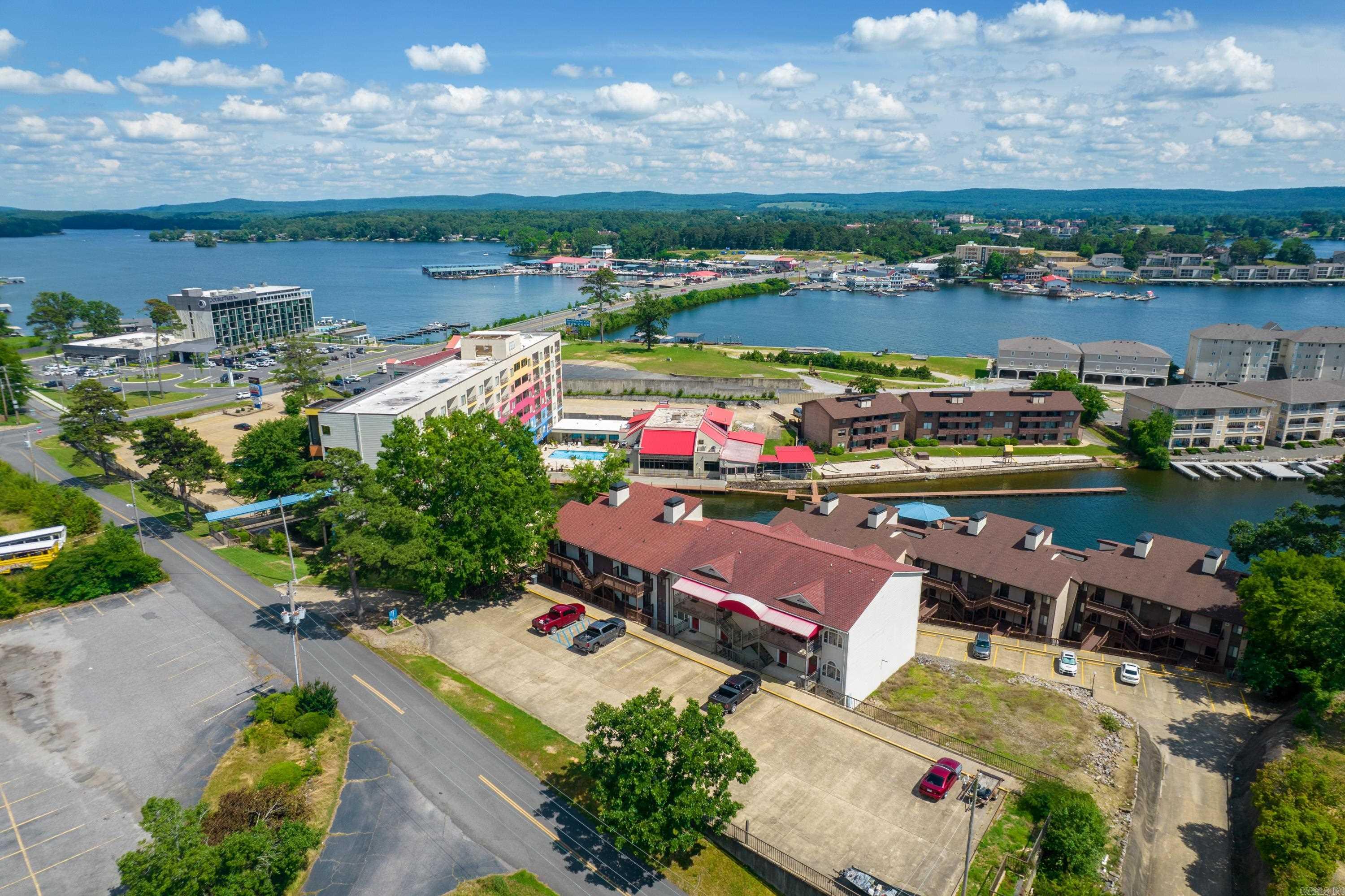 151 Peters Pt  Hot Springs, AR