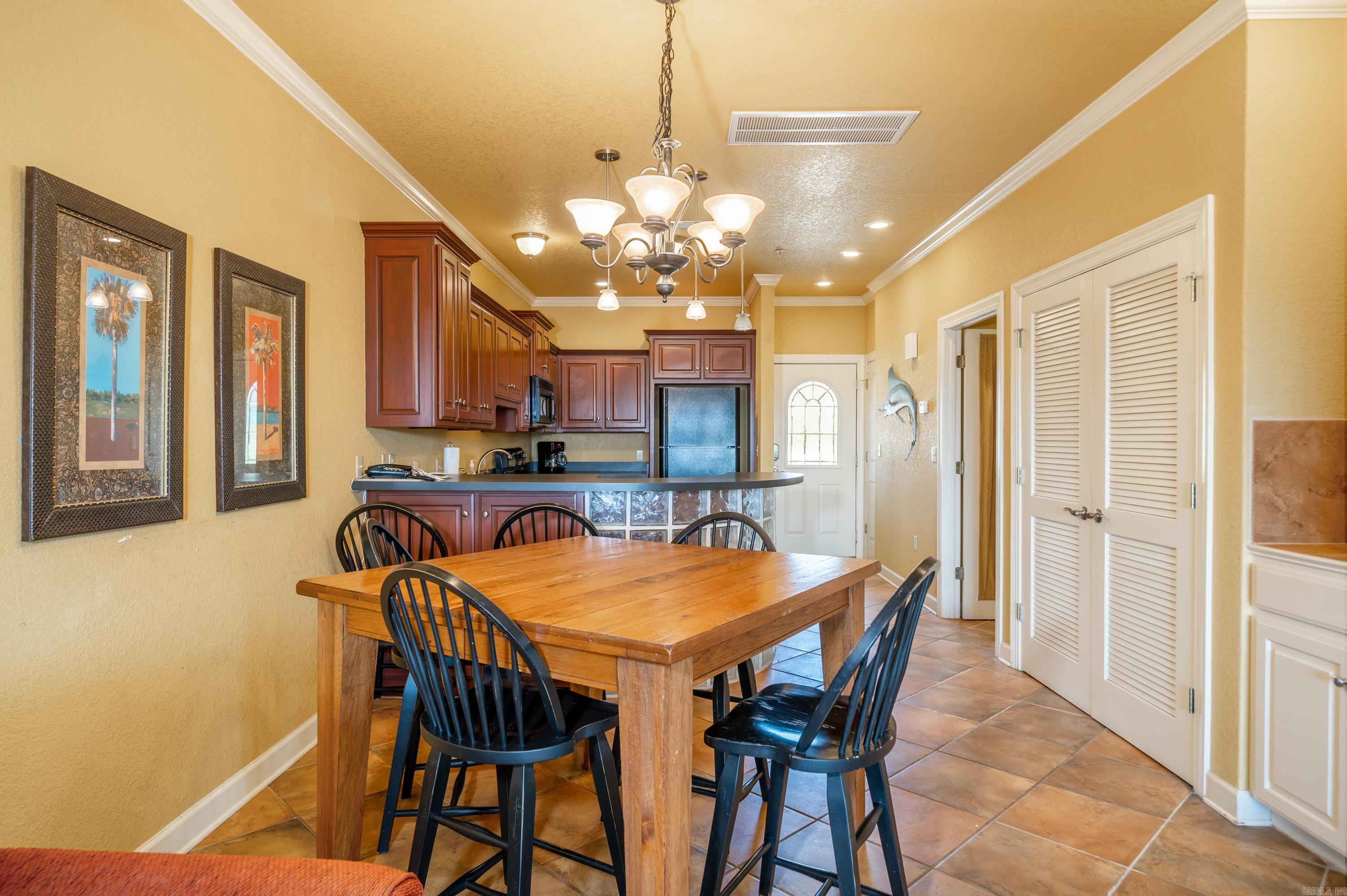 151 Peters Pt  Hot Springs, AR
