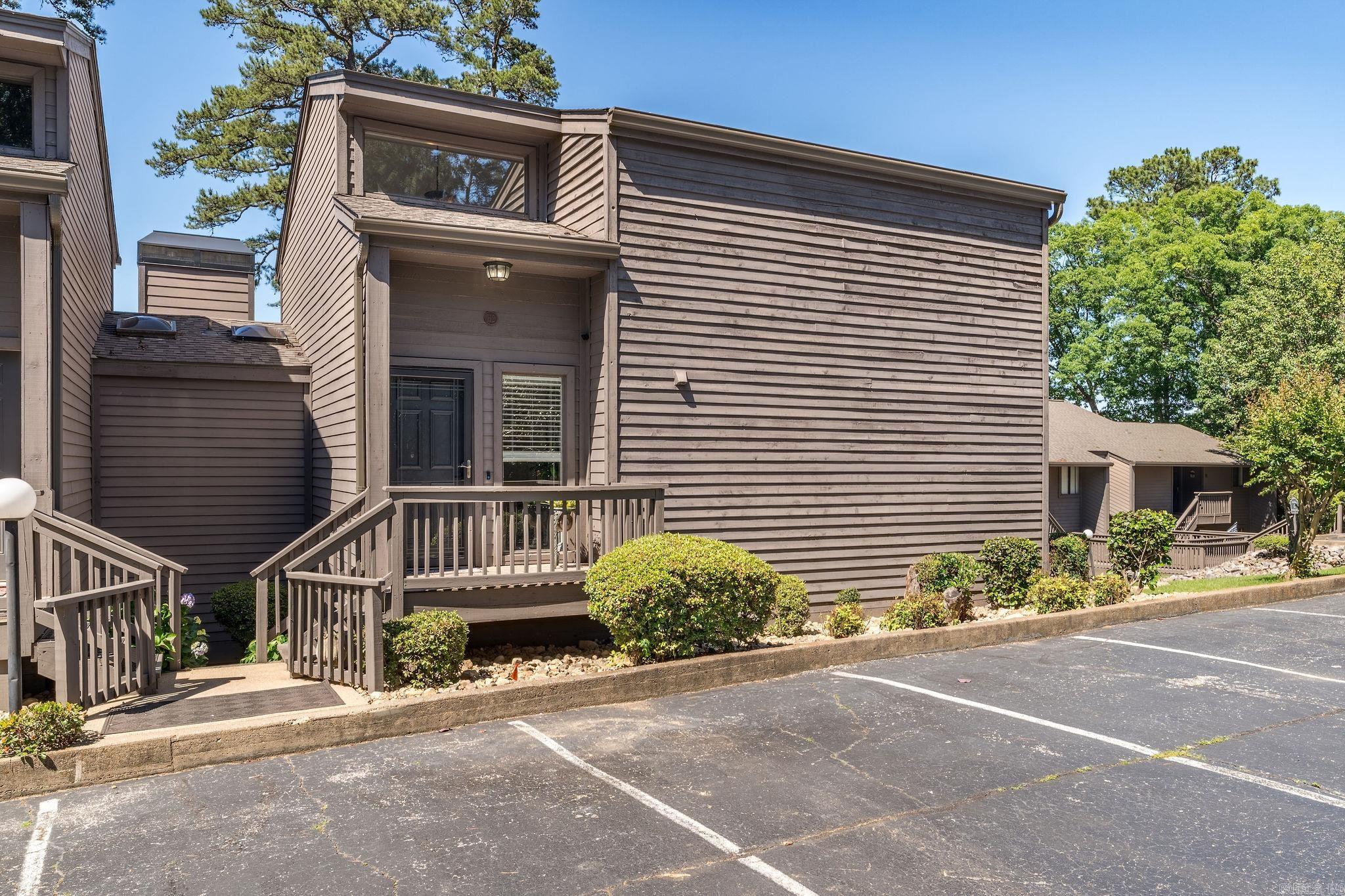 200 Hamilton Oaks Drive Hot Springs, AR 71913