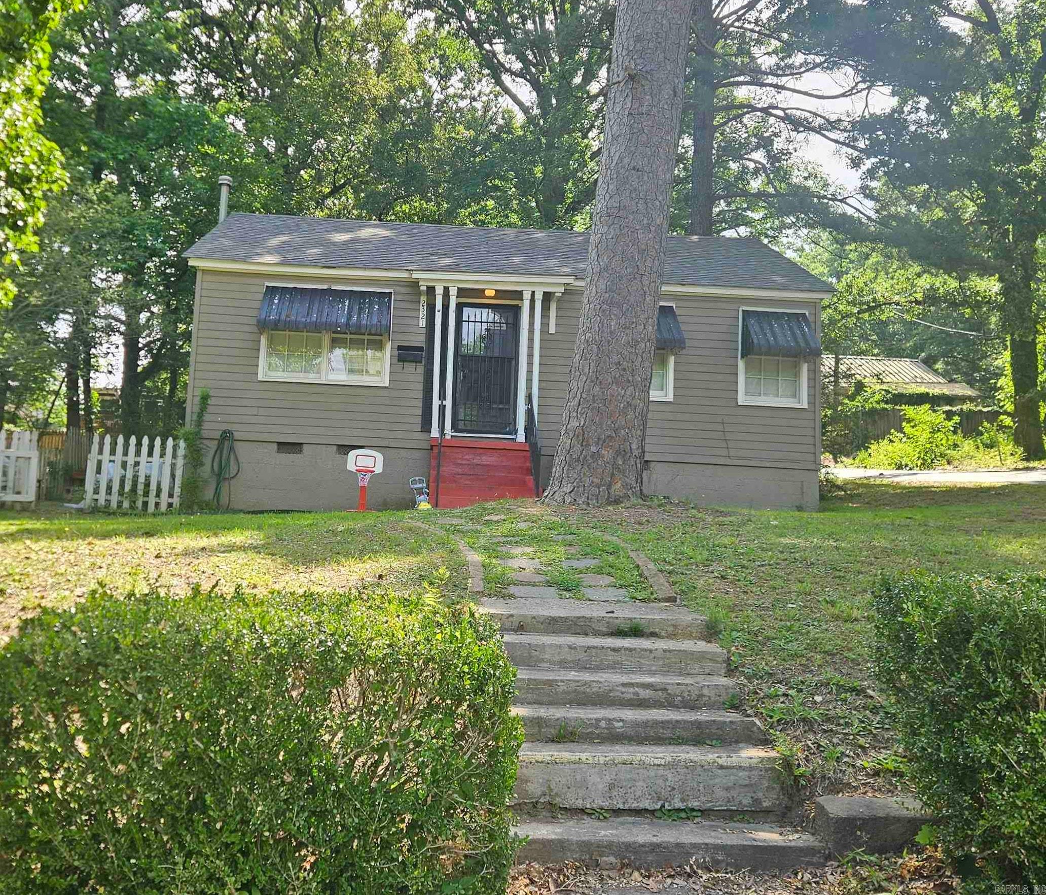 2303 S Tyler 2405 and 2321 S Fillmore Street Little Rock, AR