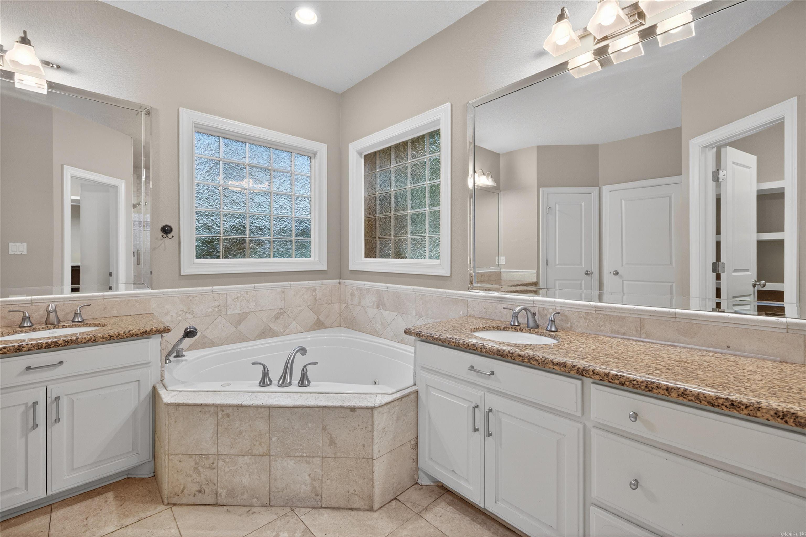 136 Wildwood Forest  Hot Springs, AR