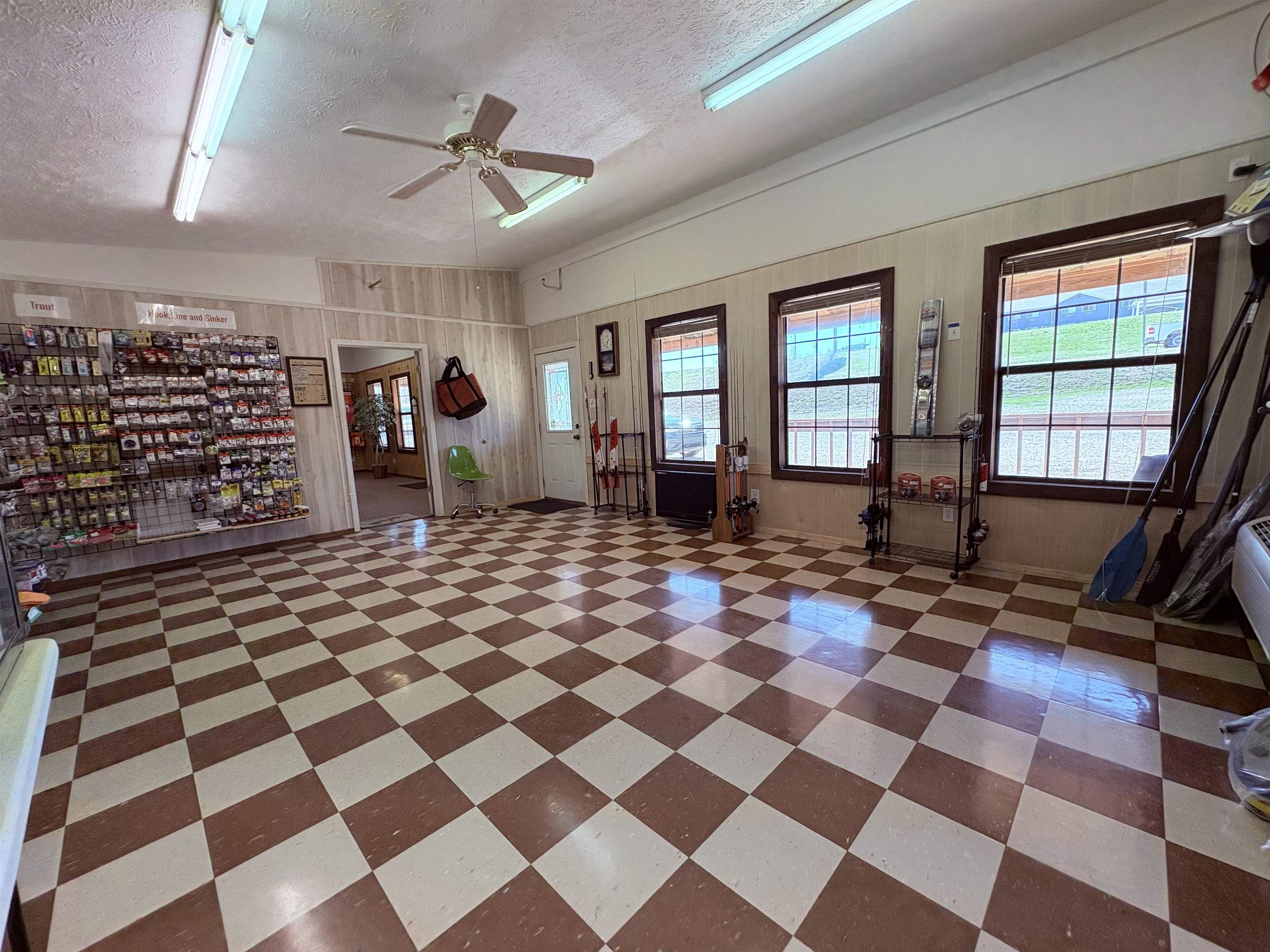 420 Highway 63  Hardy, AR