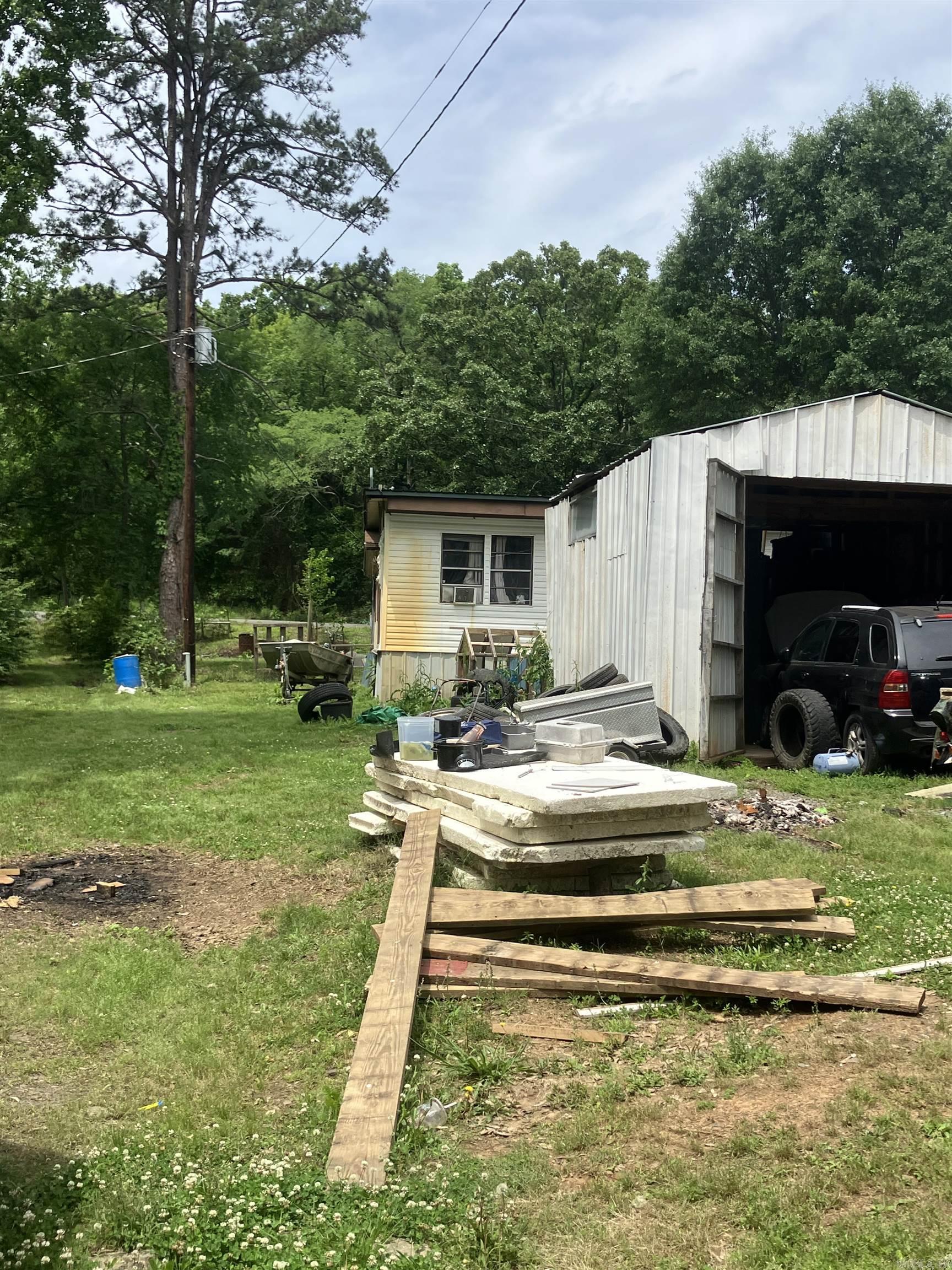 28 West  Conway, AR