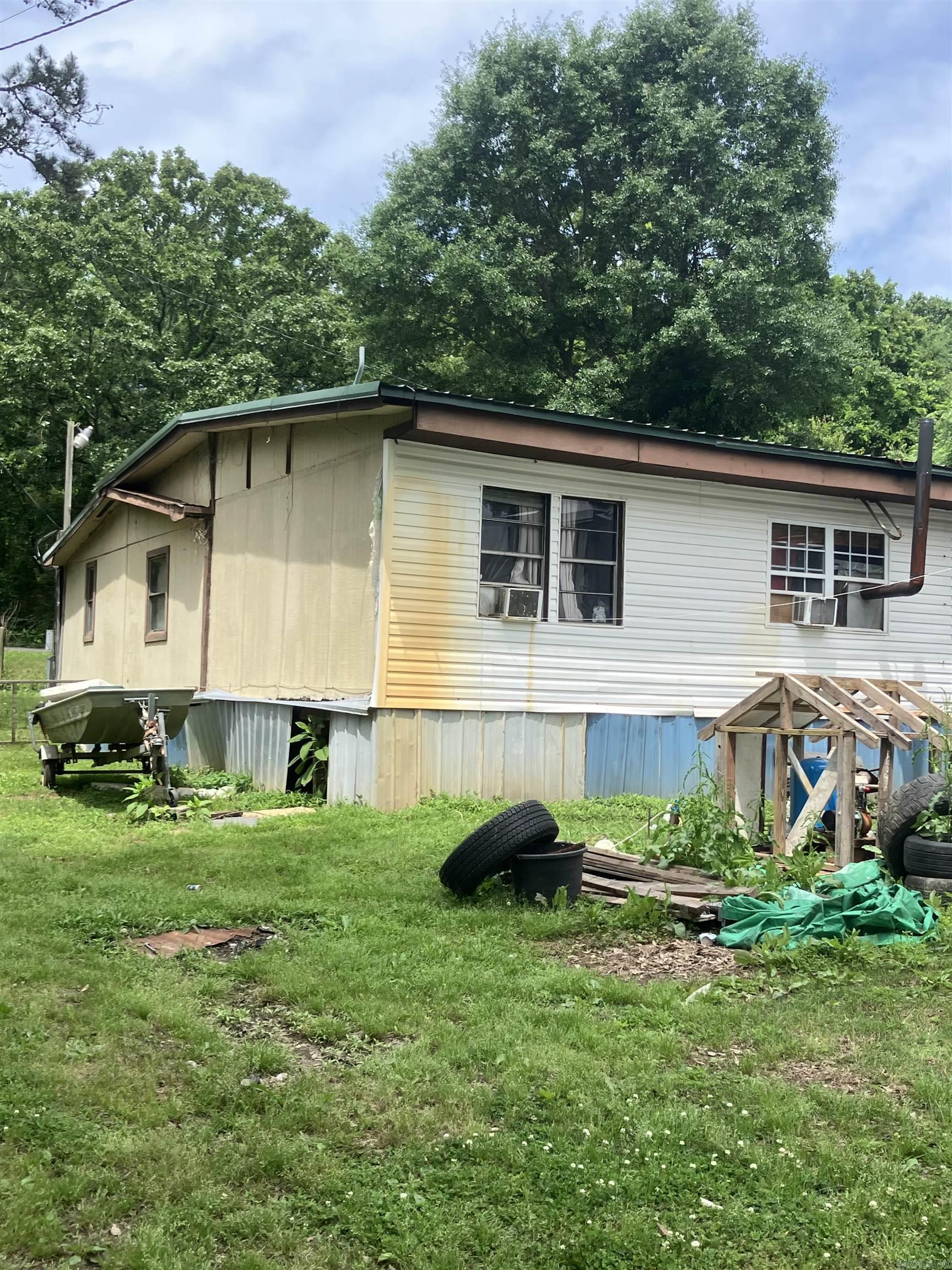28 West  Conway, AR