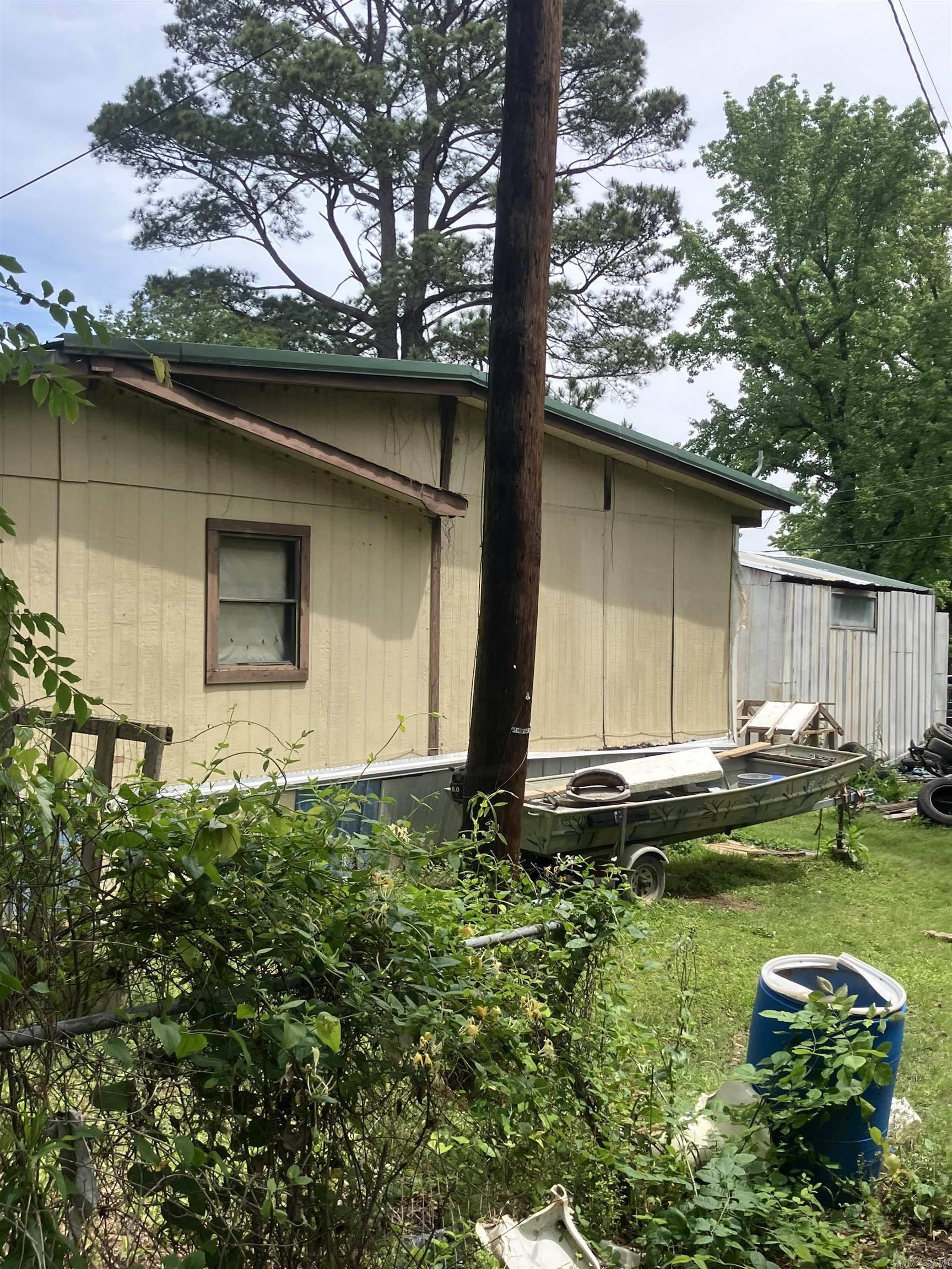 28 West  Conway, AR
