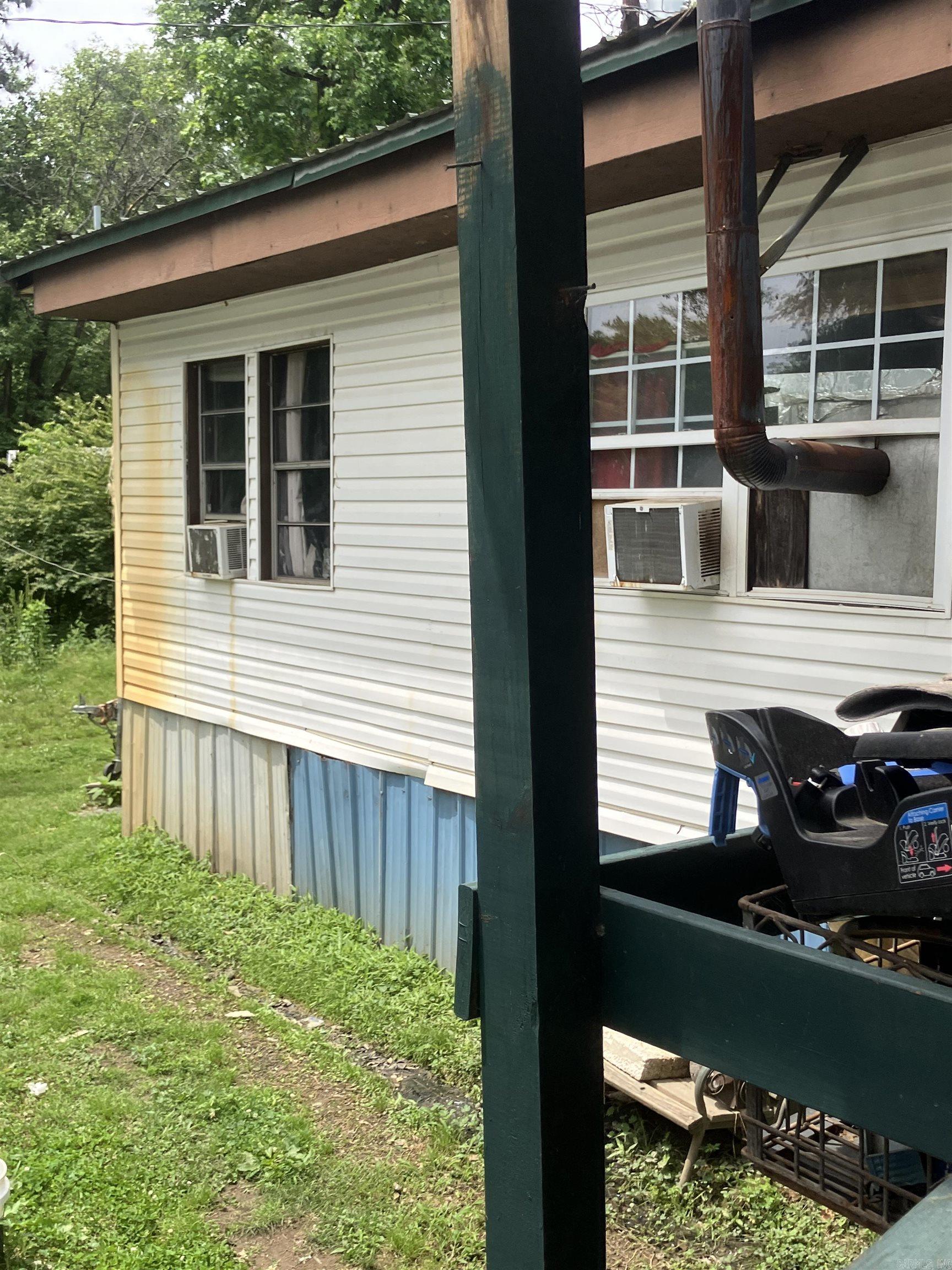 28 West  Conway, AR