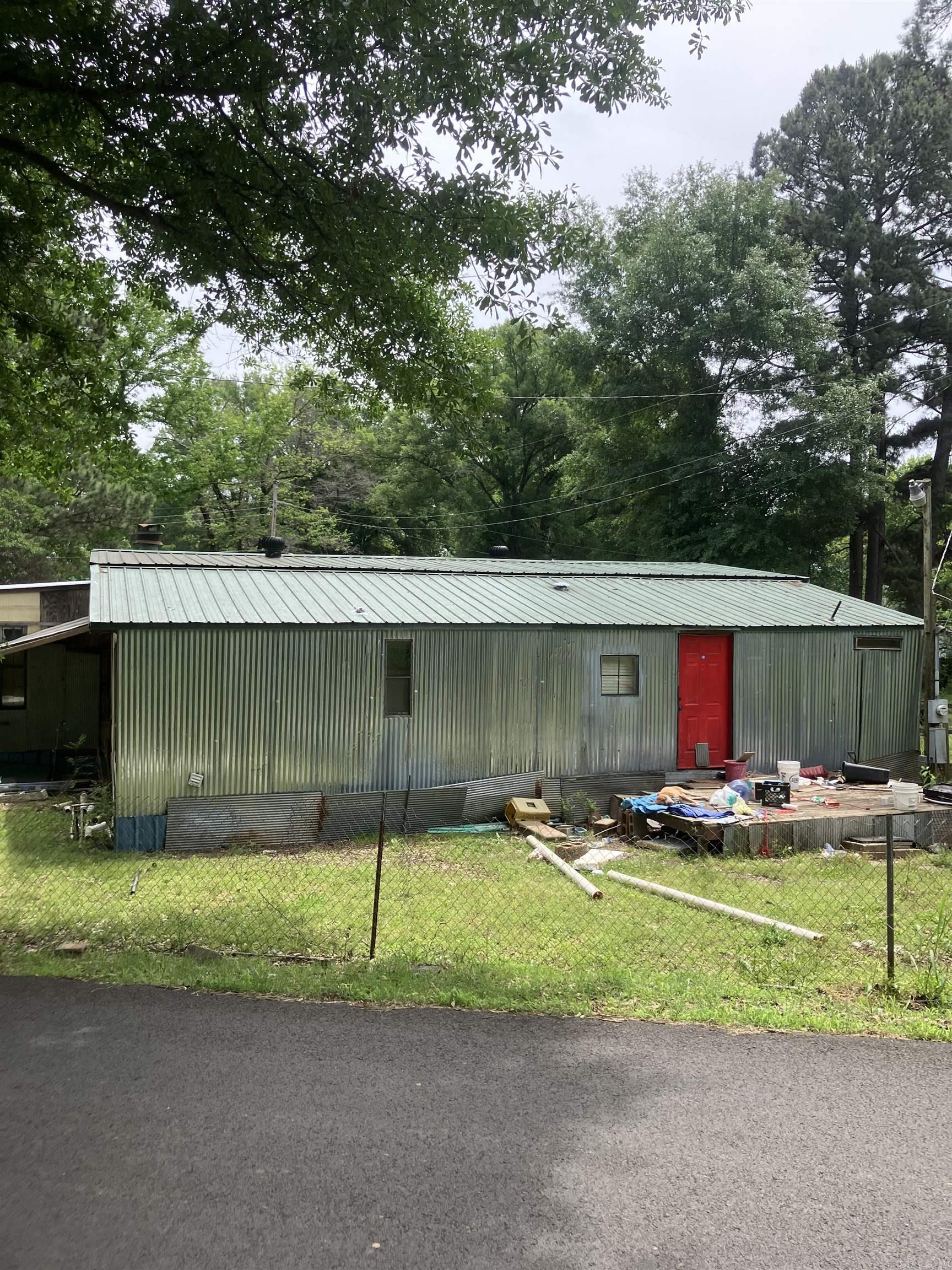28 West  Conway, AR