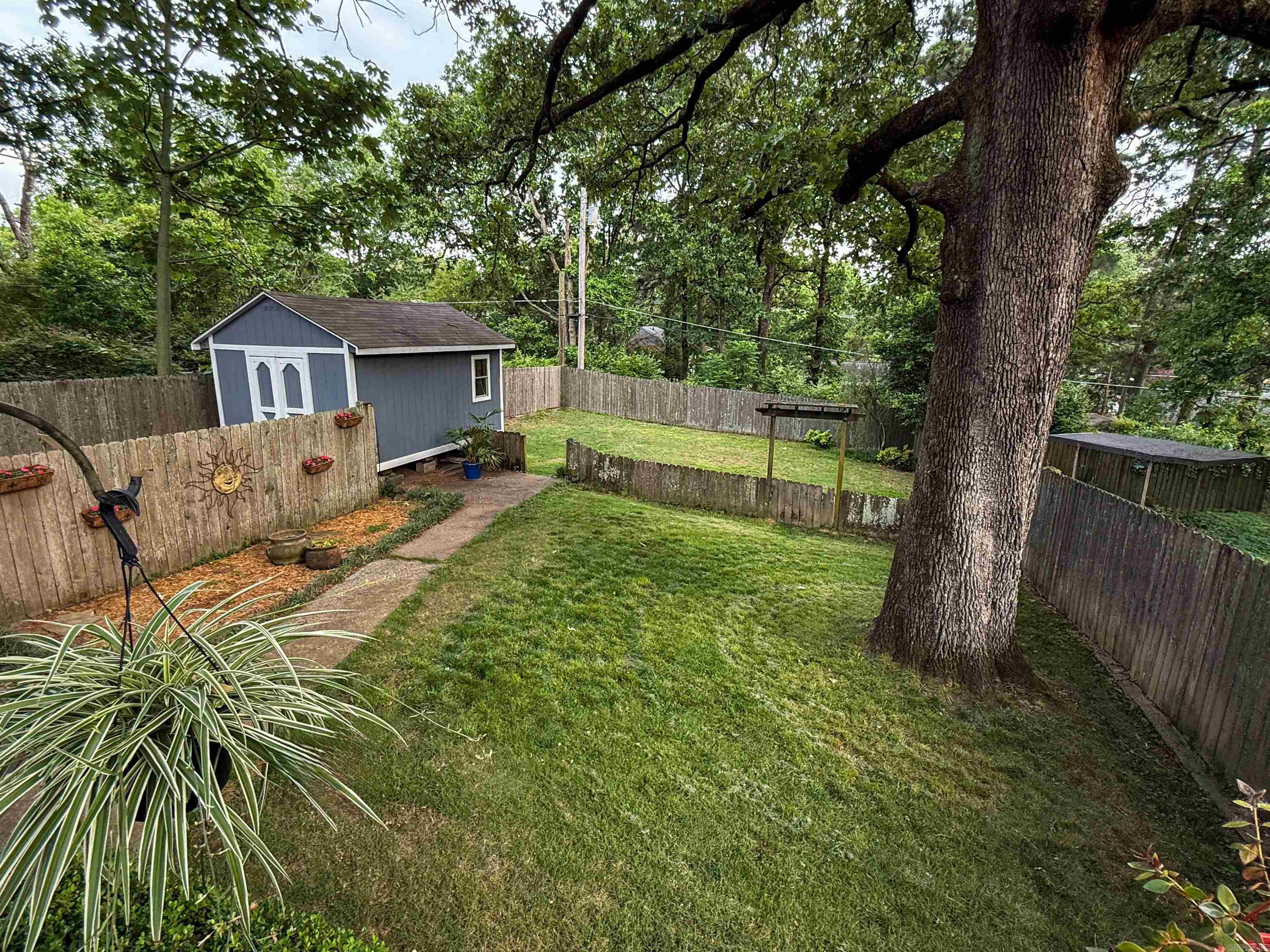 224 E G  North Little Rock, AR