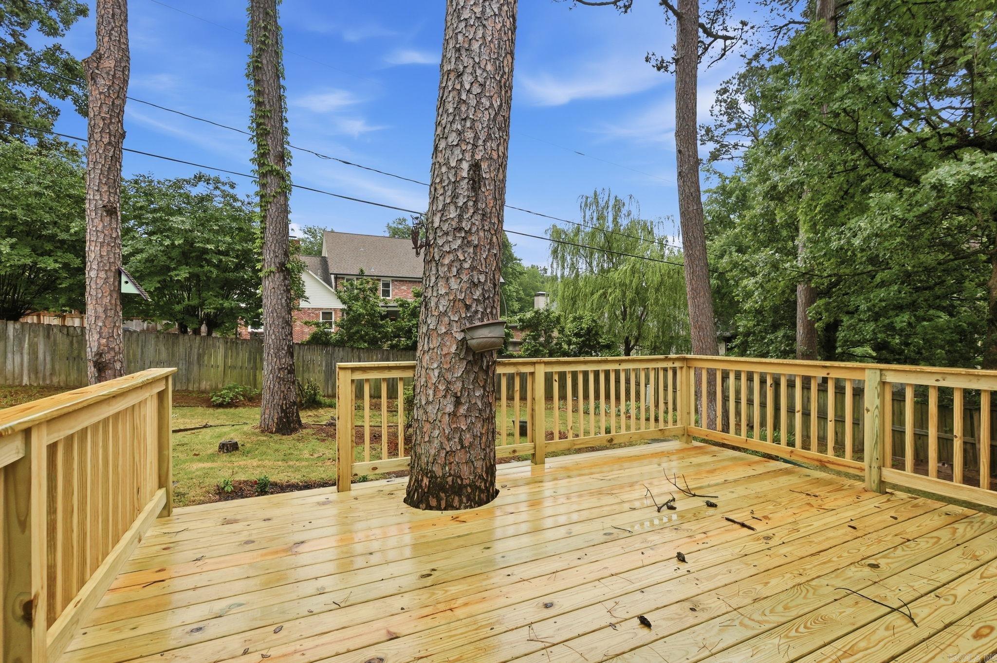 14001 Longtree  Little Rock, AR