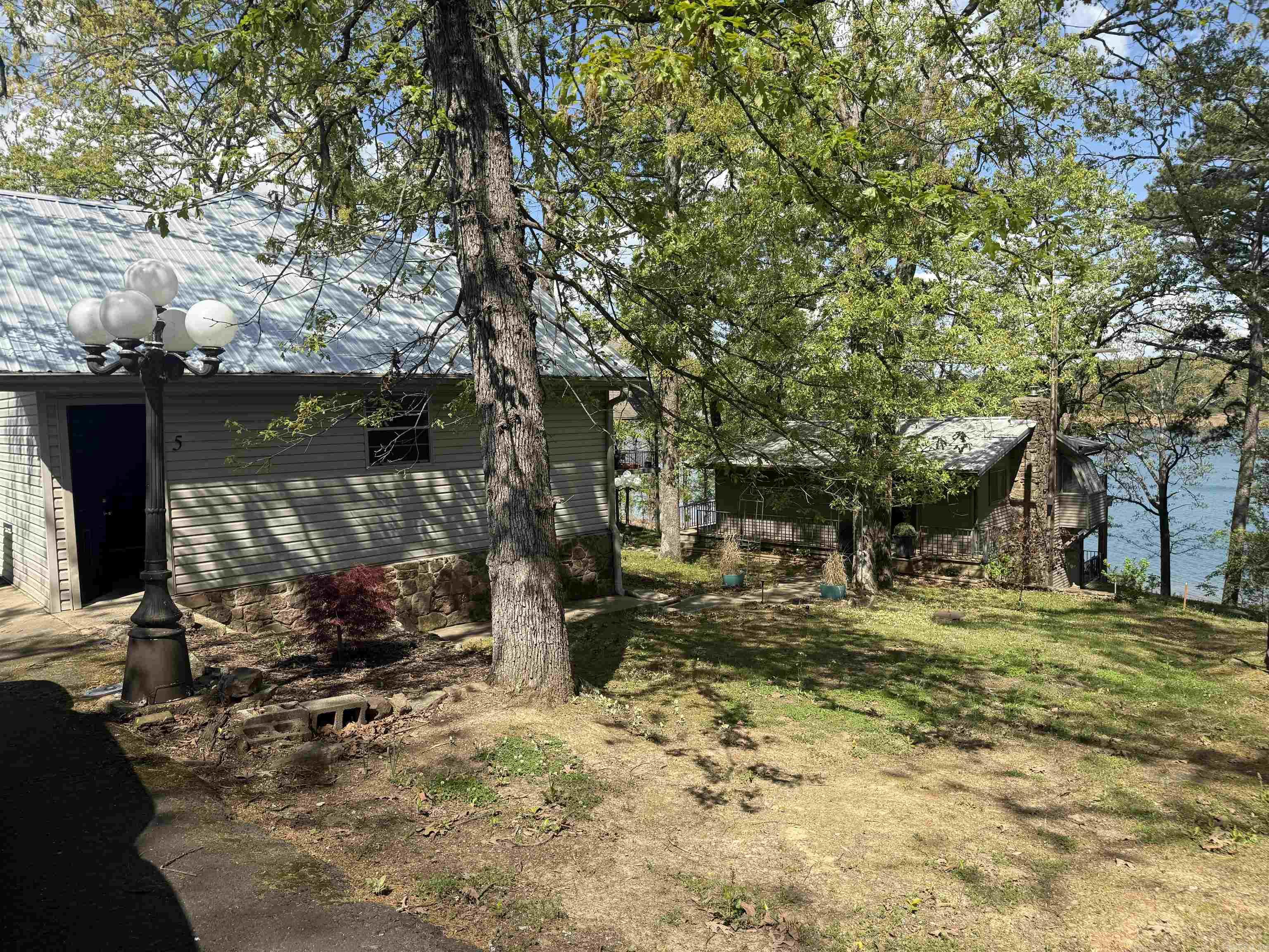 5 Lakeshore Drive  Higden, AR
