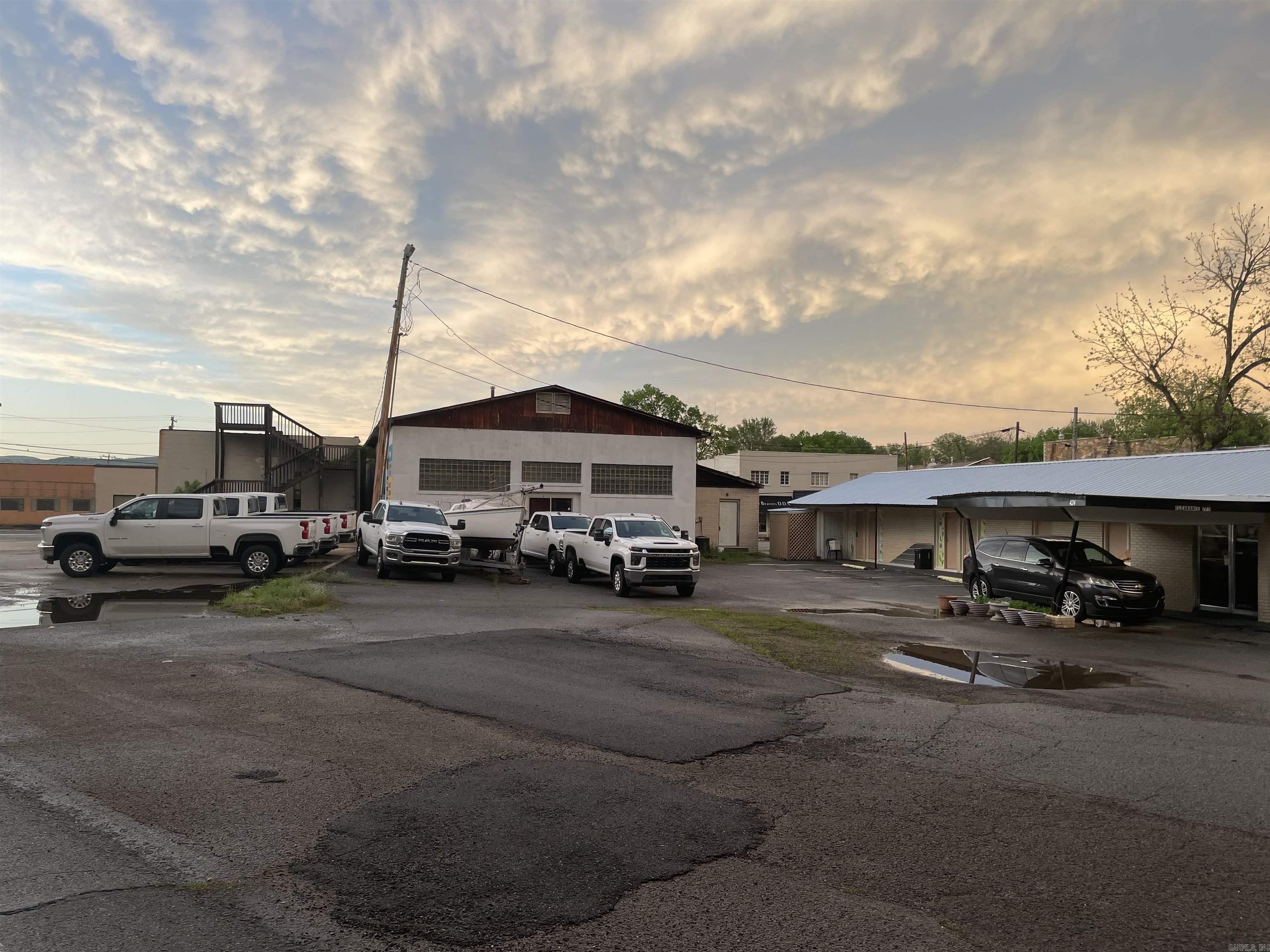 424 Highway 65 B  Clinton, AR