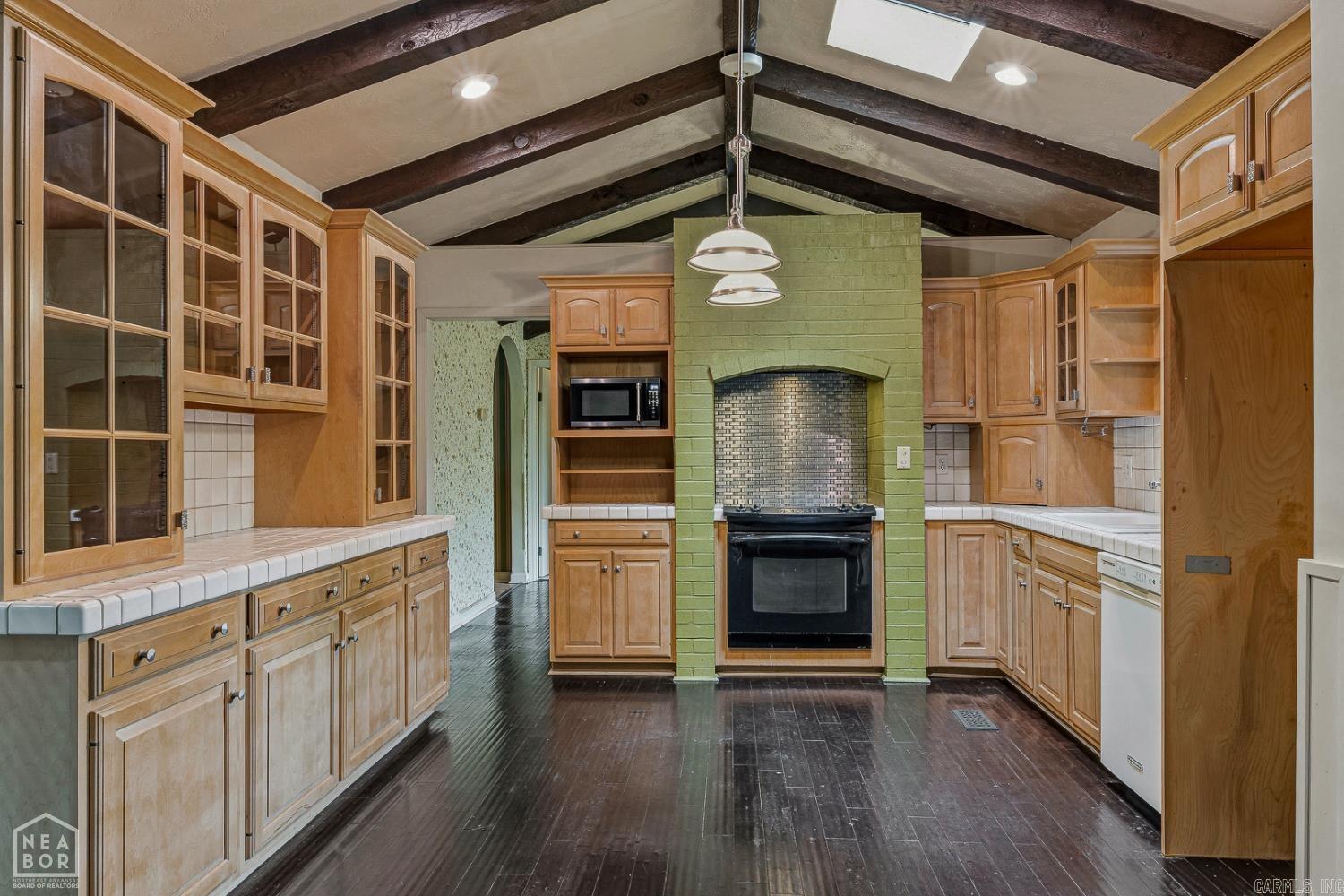 1402 Twin Oaks  Jonesboro, AR