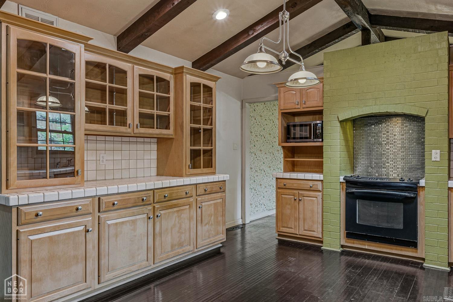1402 Twin Oaks  Jonesboro, AR