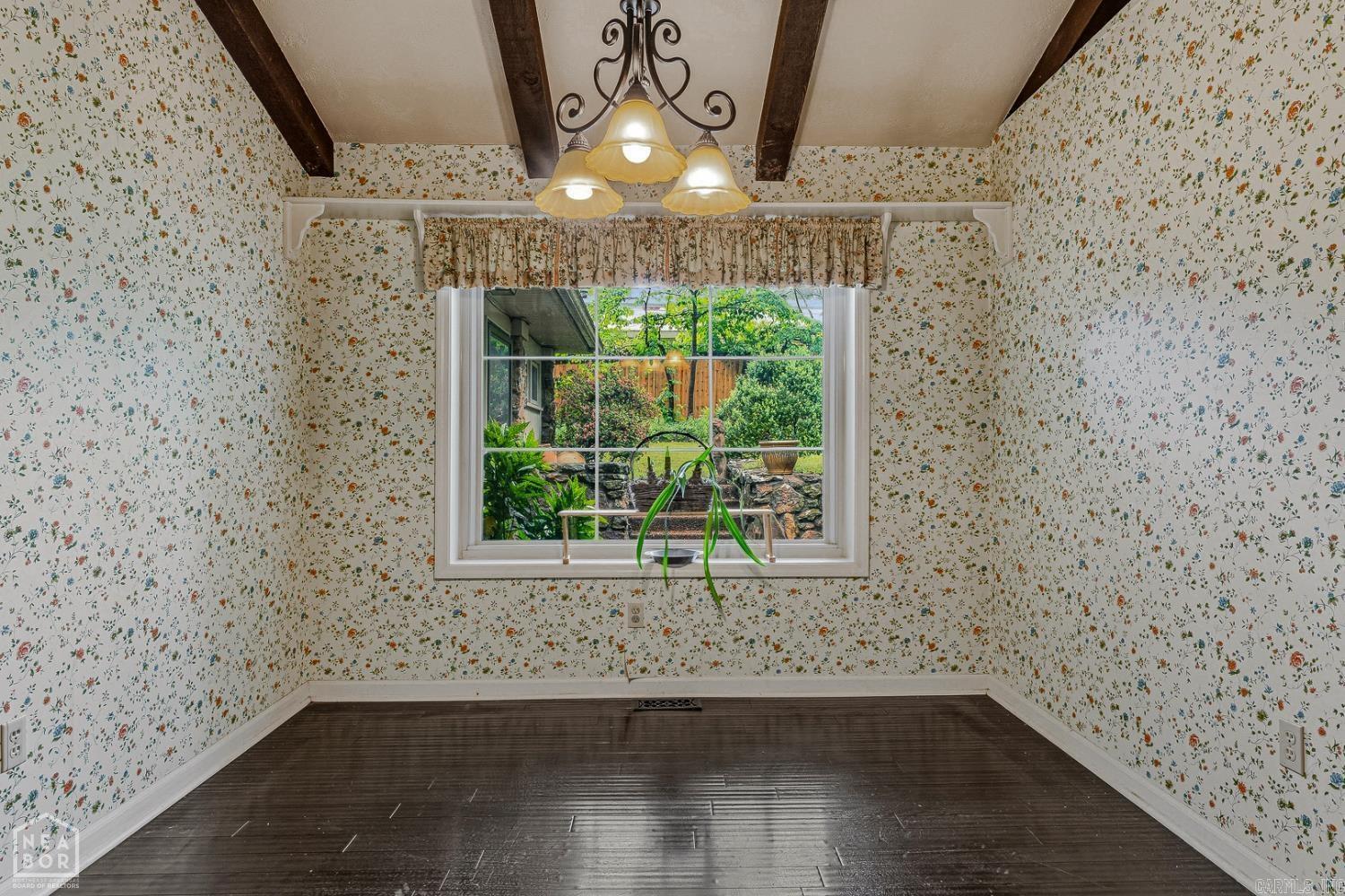 1402 Twin Oaks  Jonesboro, AR