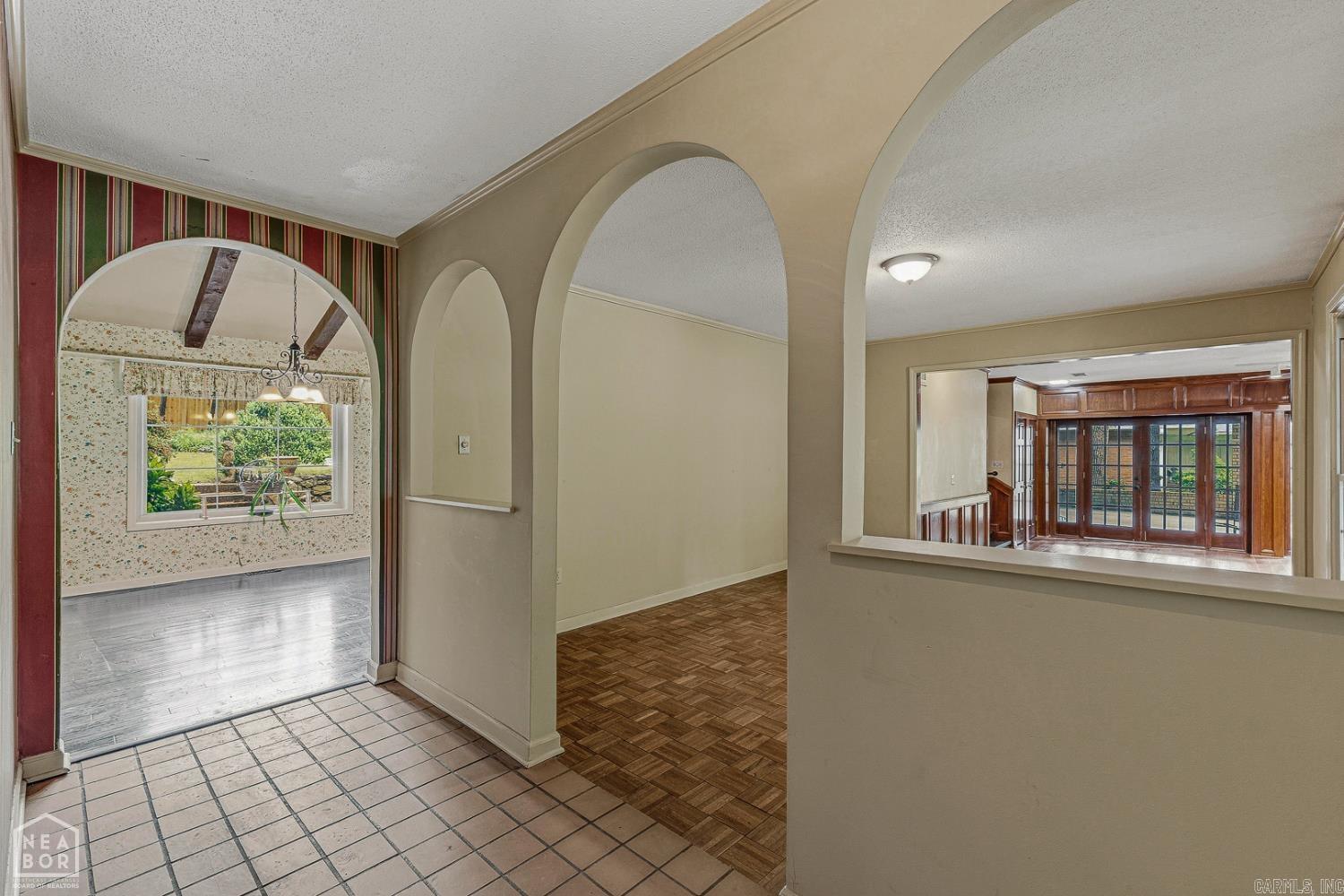 1402 Twin Oaks  Jonesboro, AR