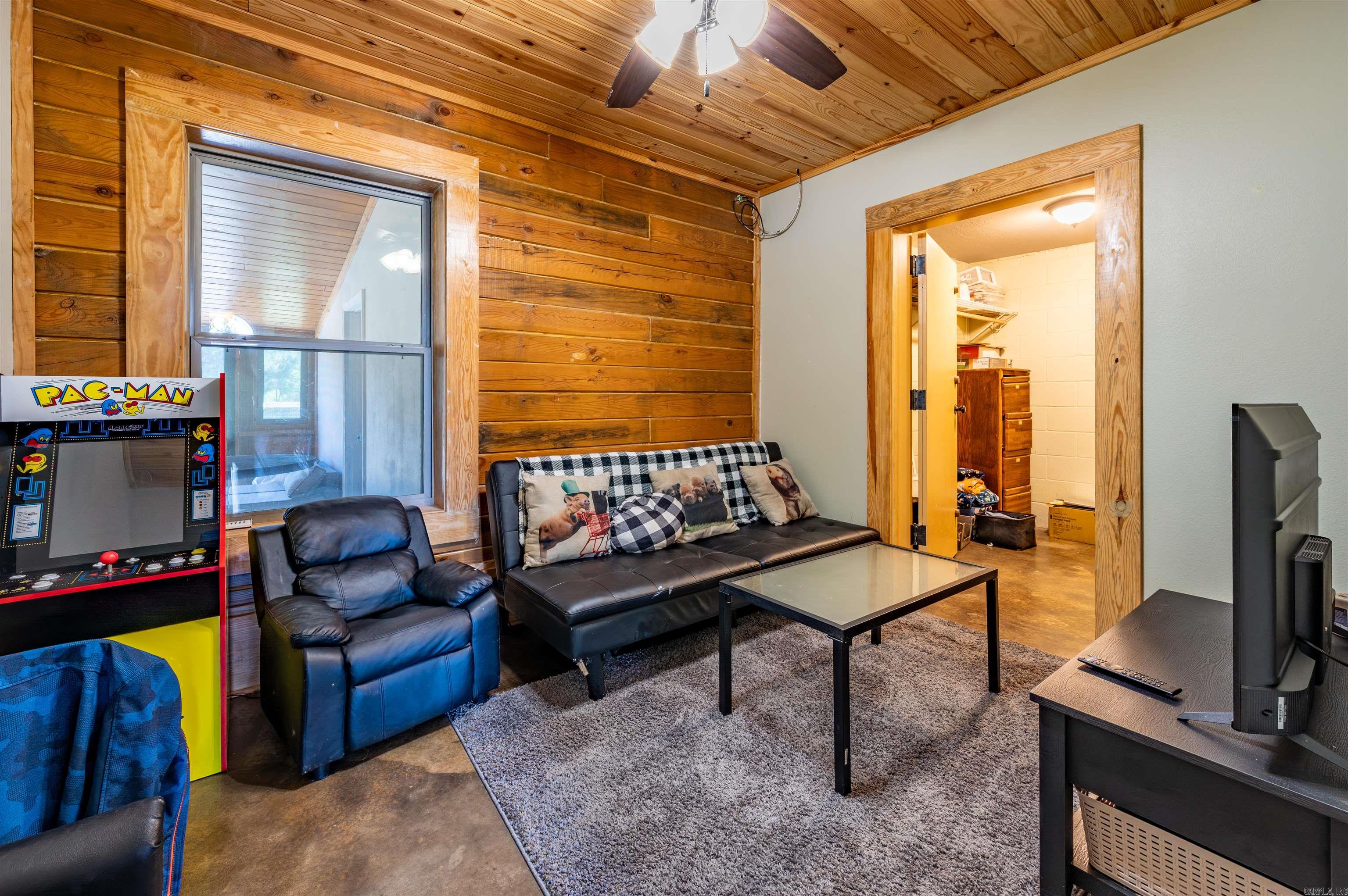 158 Coyote  Ward, AR