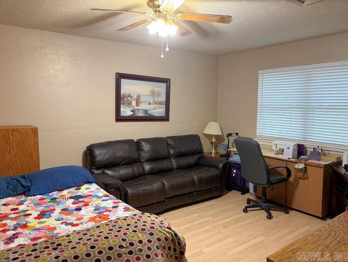 24 Chinook  North Little Rock, AR