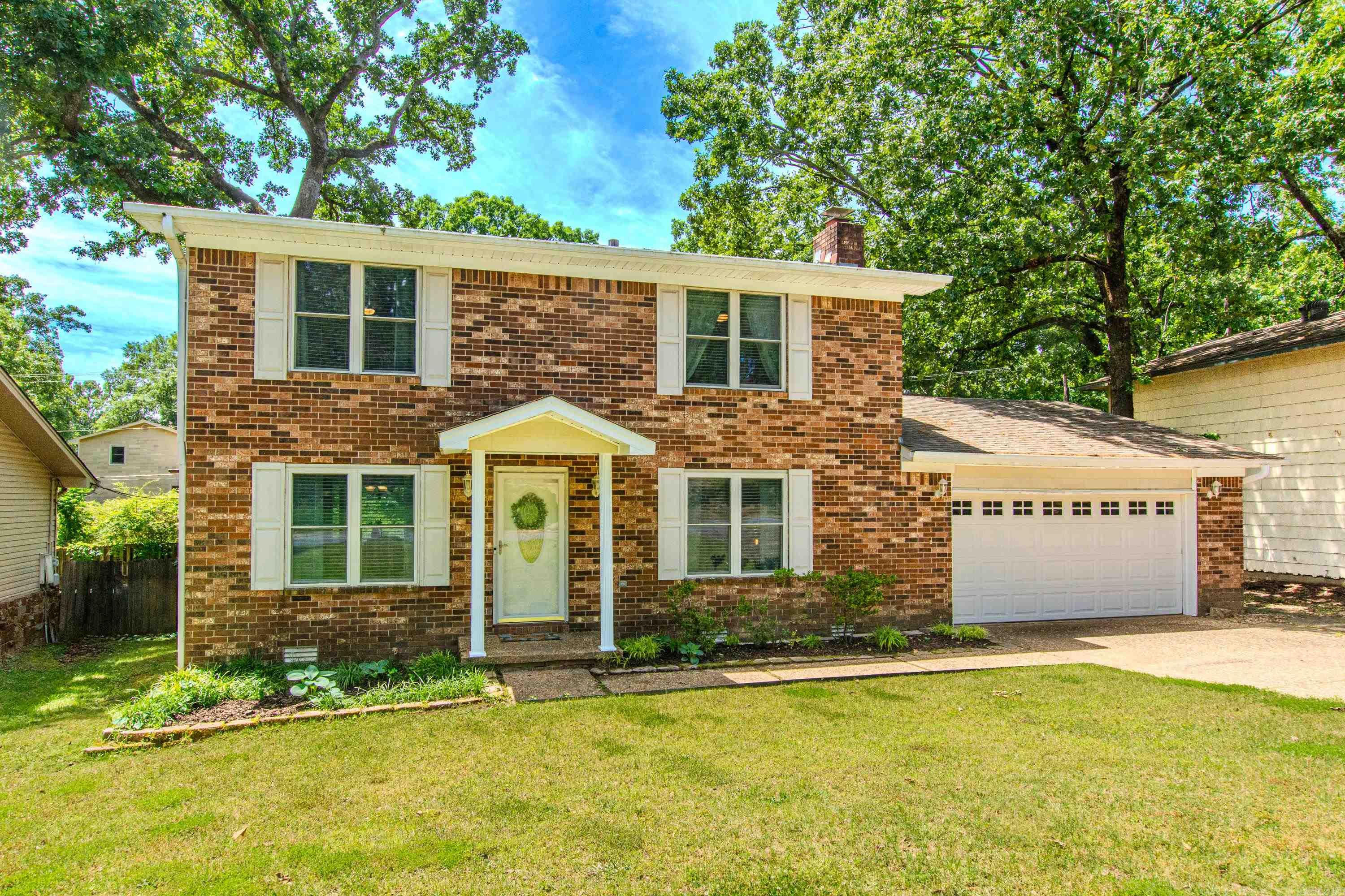 6421 Rolling Hills Dr